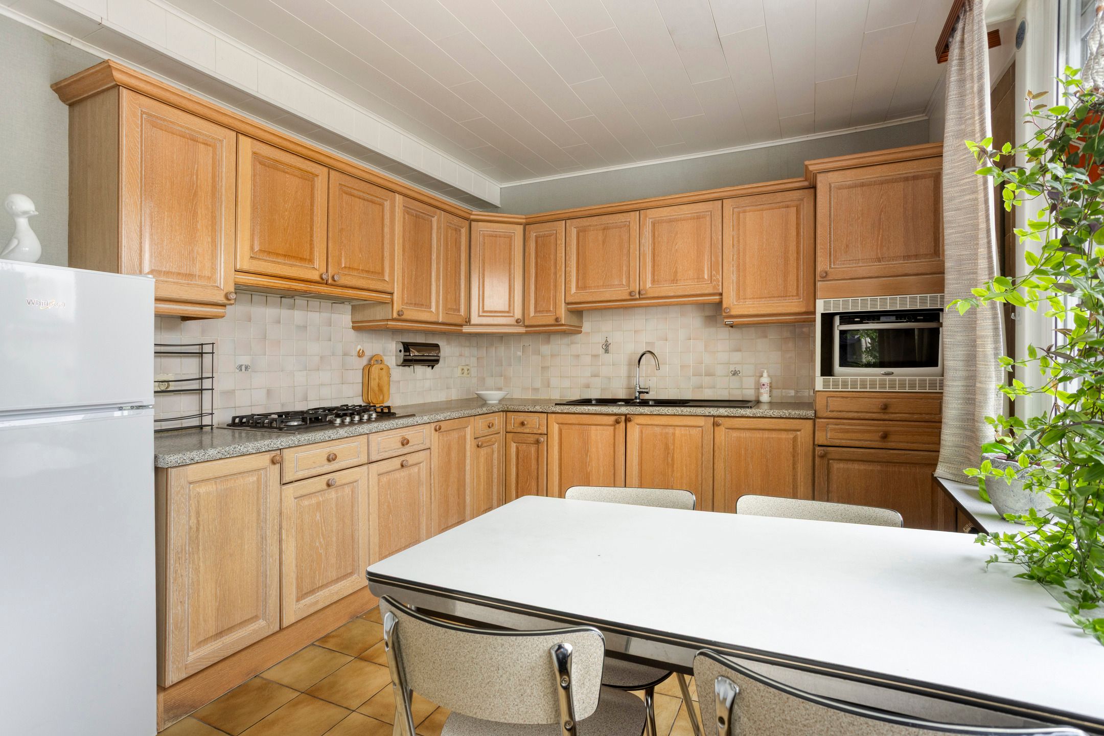 Karaktervolle woning op toplocatie in Affligem foto 2