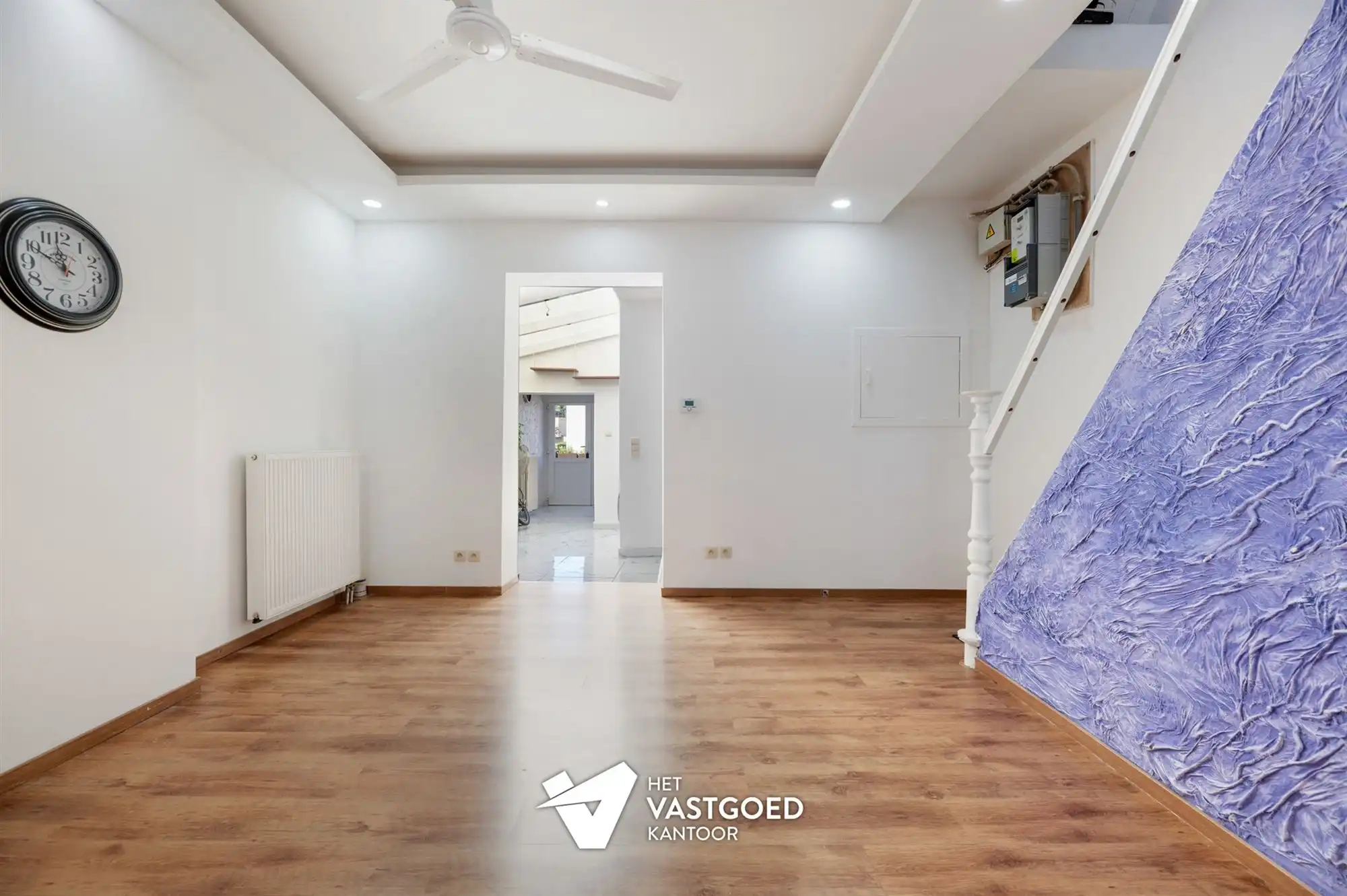 RECENT GERENOVEERDE WONING (172M²) MET 3 SLAAPKAMERS EN GEZELLIGE STADSTUIN TE MOLENSTEDE foto 5
