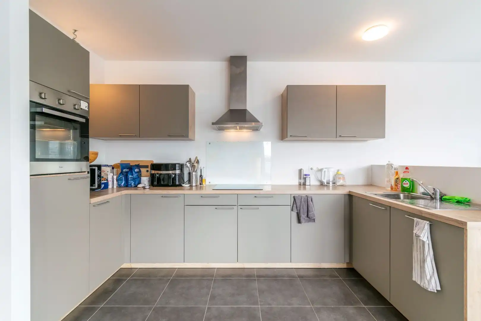 Een recent en zongericht appartement te Halle! foto 11