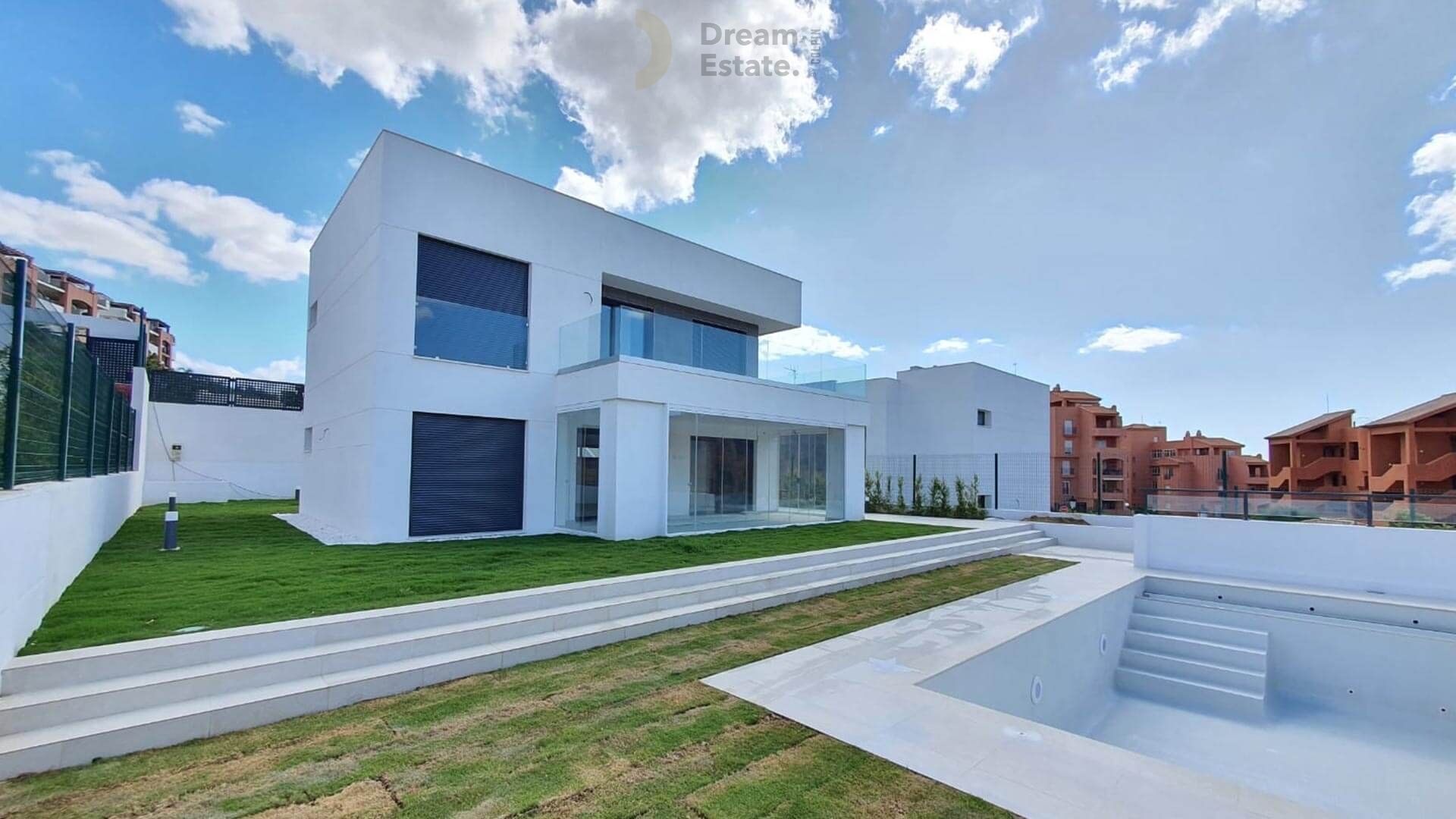 Moderne villa’s in Manilva dichtbij het strand – Slechts 4 beschikbaar foto 3