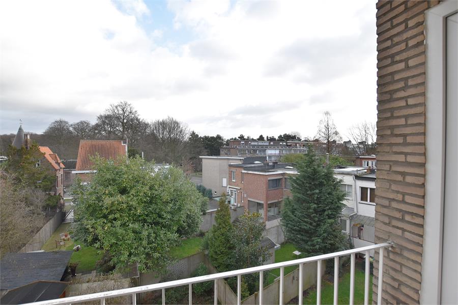 Instapklaar appartement met twee slaapkamers én lift te Deurne foto 8