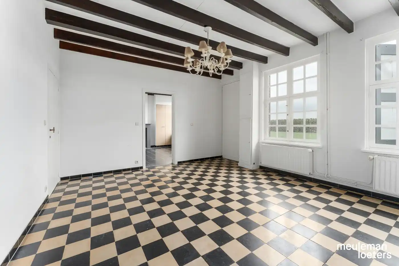 Karaktervolle hoeve met bijgebouw en meer dan 2 ha weiland te Waardamme foto 5