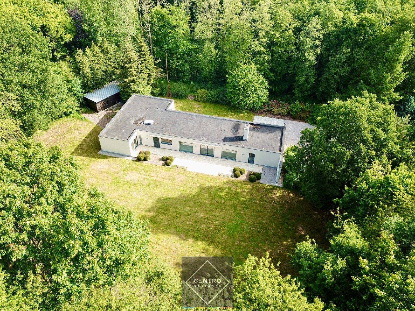 Exclusieve VILLA op 6.773 m² te koop in Hertsberge, een oase van rust aan het Bulskampveld! foto 9