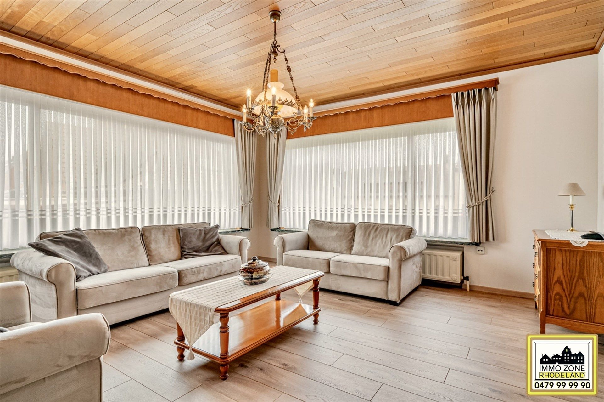 Schitterende bungalow-villa met 3 slpks, 2 garages en tuin foto 7