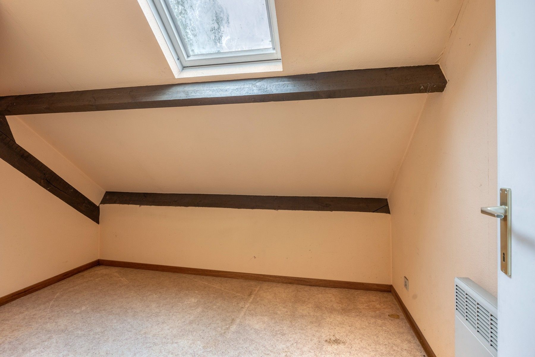 Ruime bungalow op groot perceel foto 31