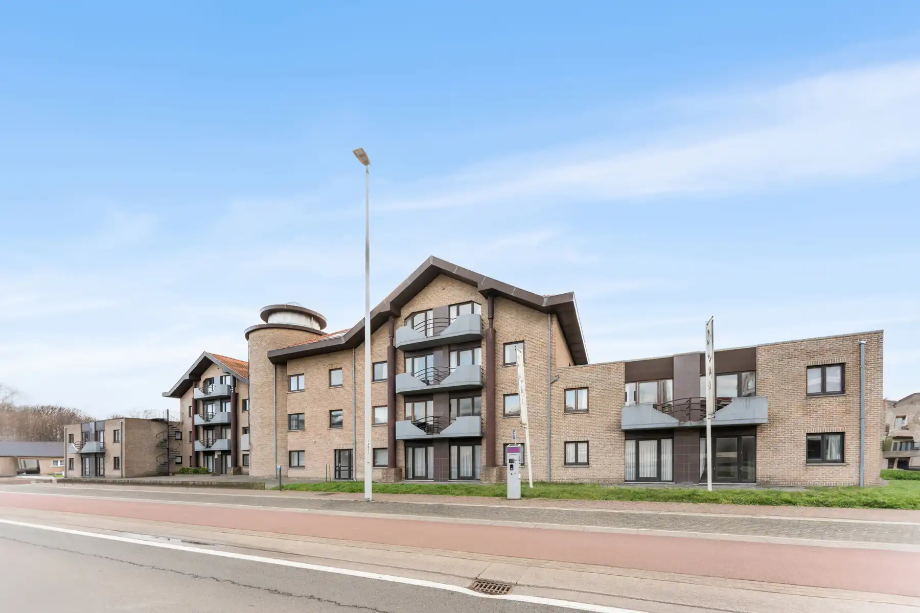 Gezellig appartement met terrasje vlakbij zee foto 2