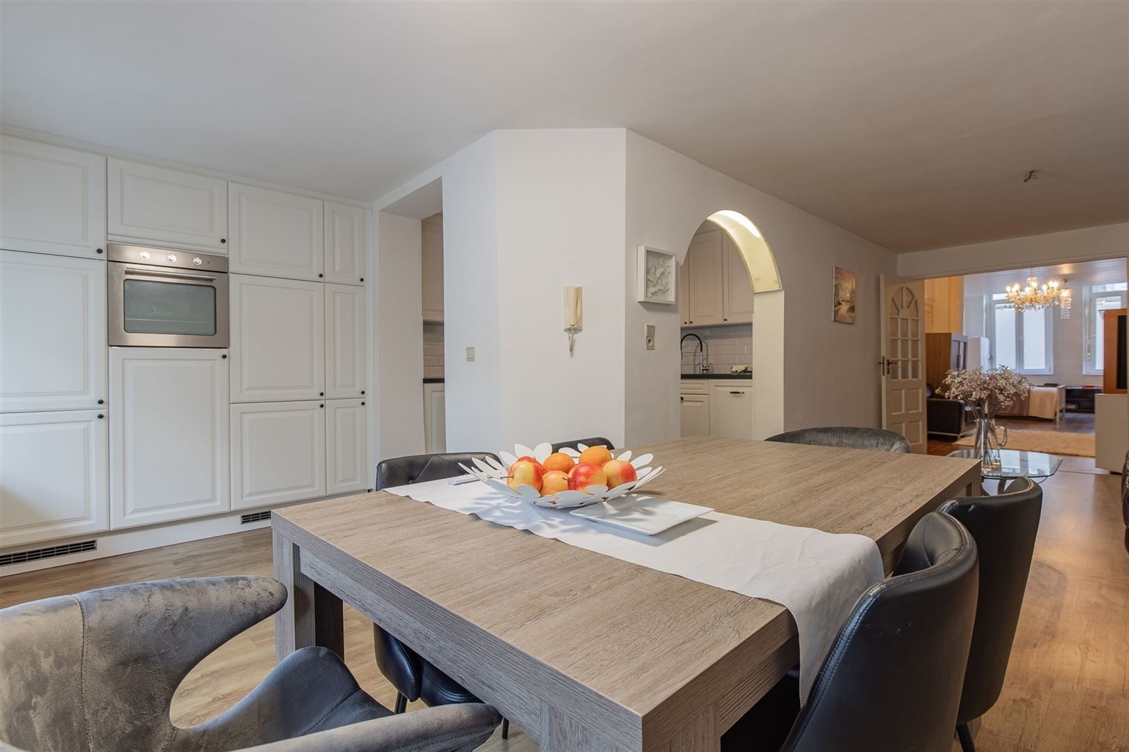 Opbrengsteigendom met 4 appartementen te Schaarbeek! foto 4