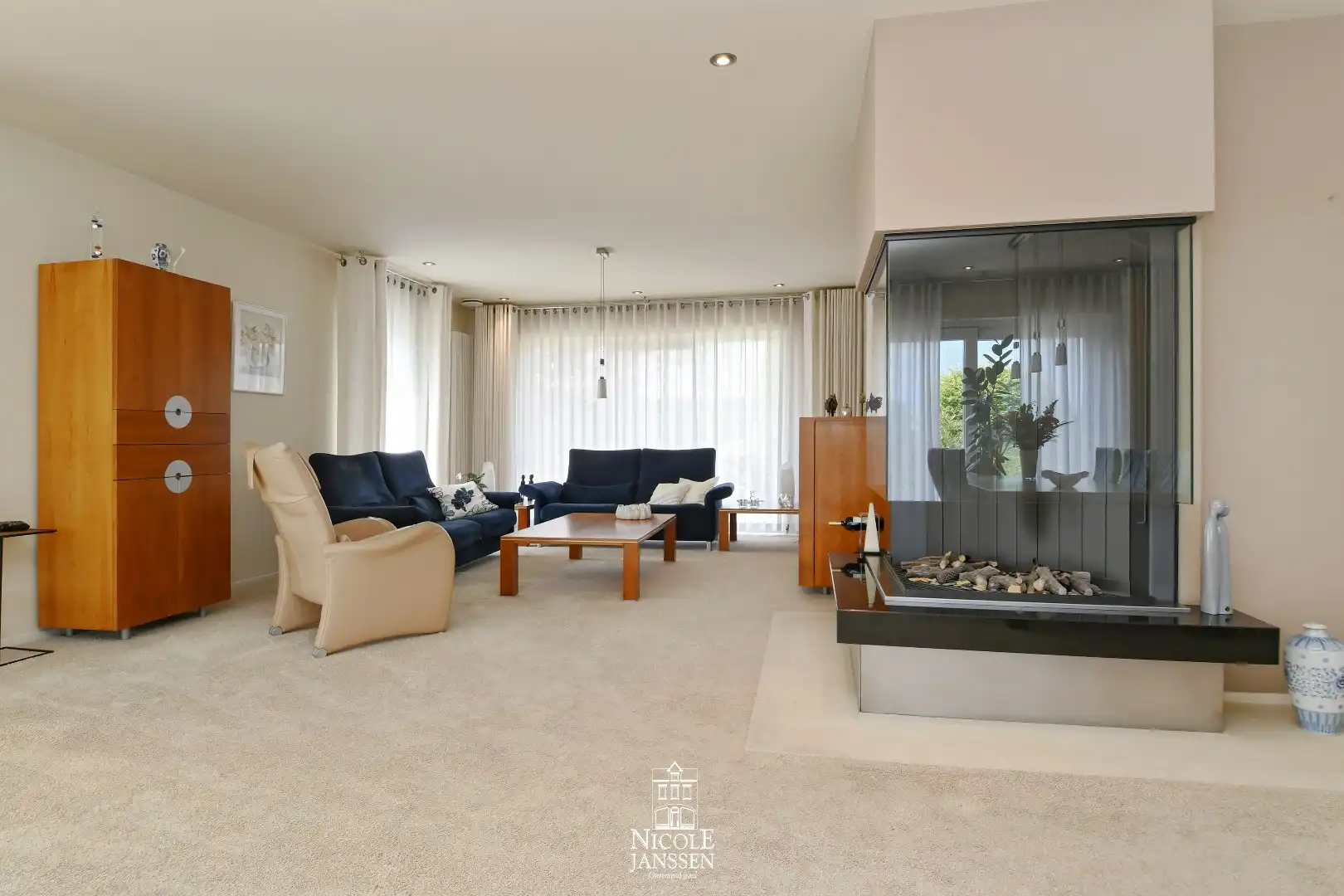 Stijlvolle villa met 4 slaapkamers, 2 badkamers en een prachtige tuin foto 5