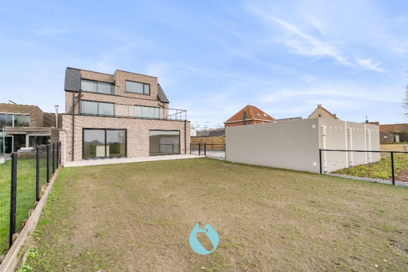 Residentie Due is een bijzonder leuke nieuwbouwresidentie gelegen te Wippelgem Dorp. foto 2