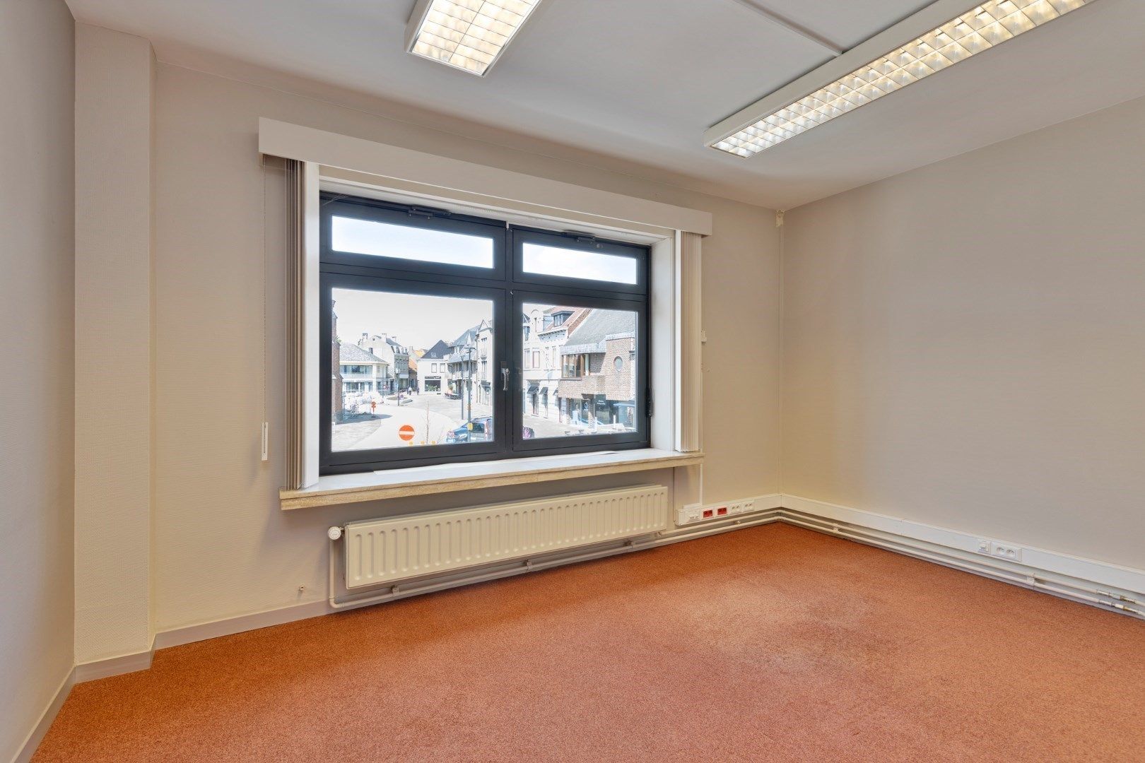 Handelspand met appartement en tal van mogelijkheden! foto 16