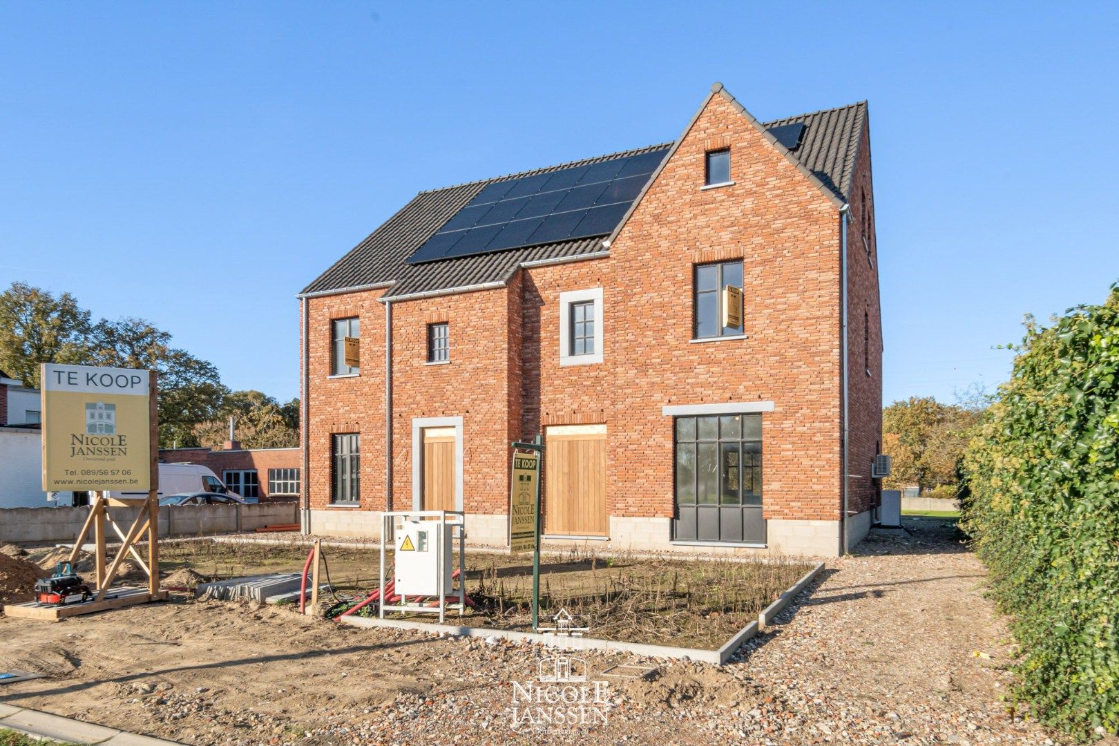 Nieuwbouwwoning van 216m² foto 24