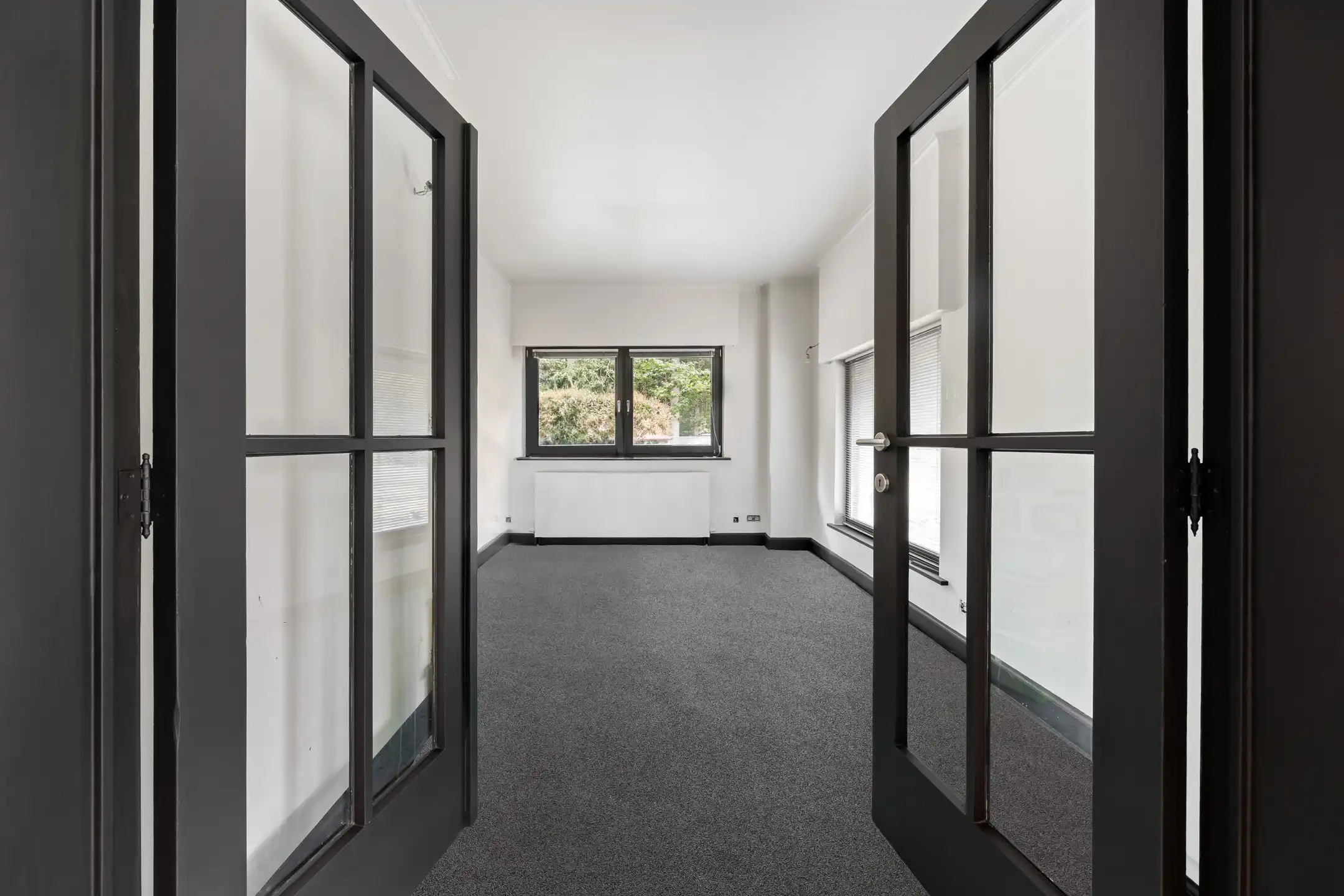 Karaktervolle villa op ca. 1 hectare groen foto 12