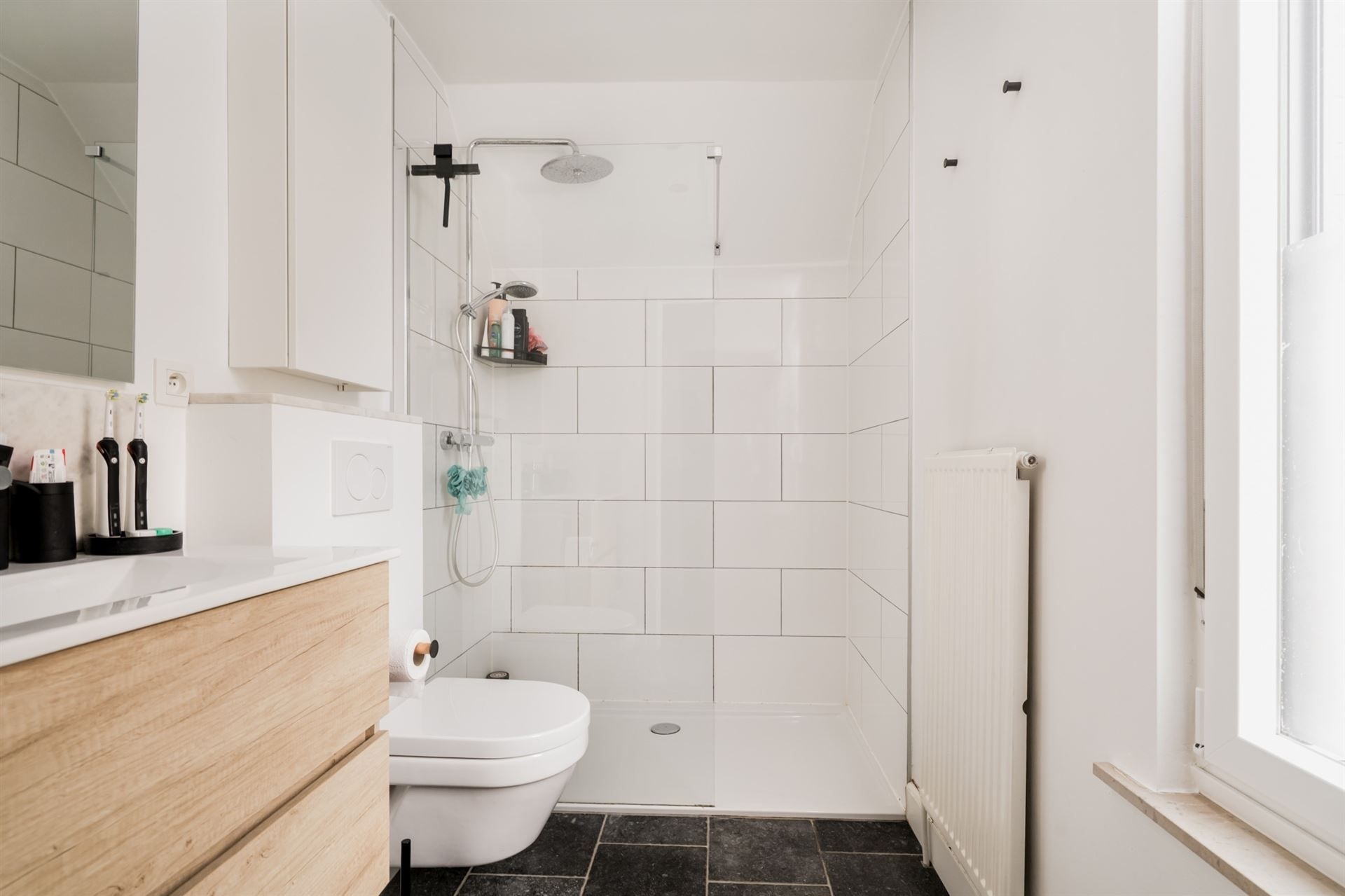 Gezellige woning met open keuken en tuin top ligging!  foto 16