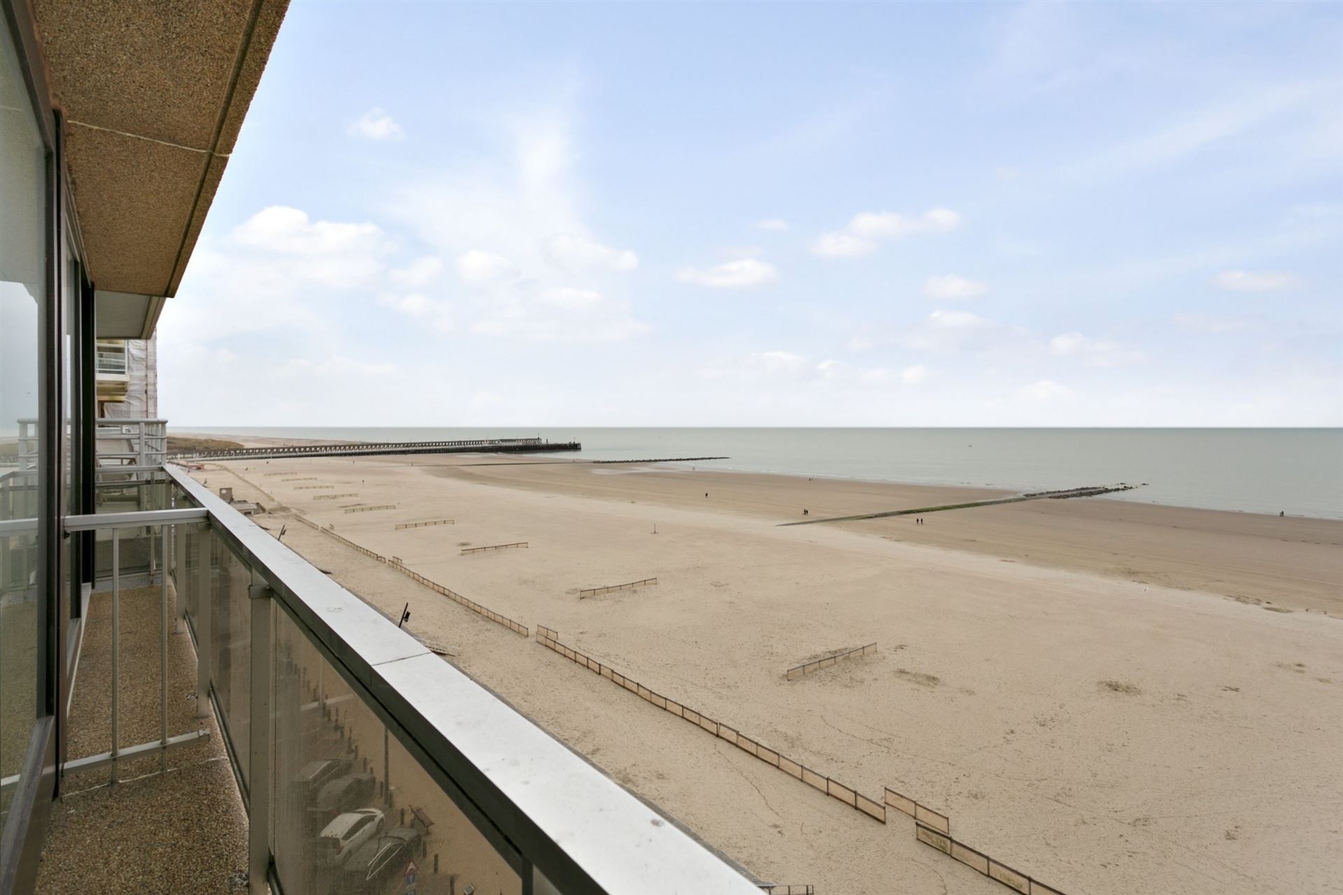 FRONTAAL ZEEZICHT / SLAAPHOEK foto 5