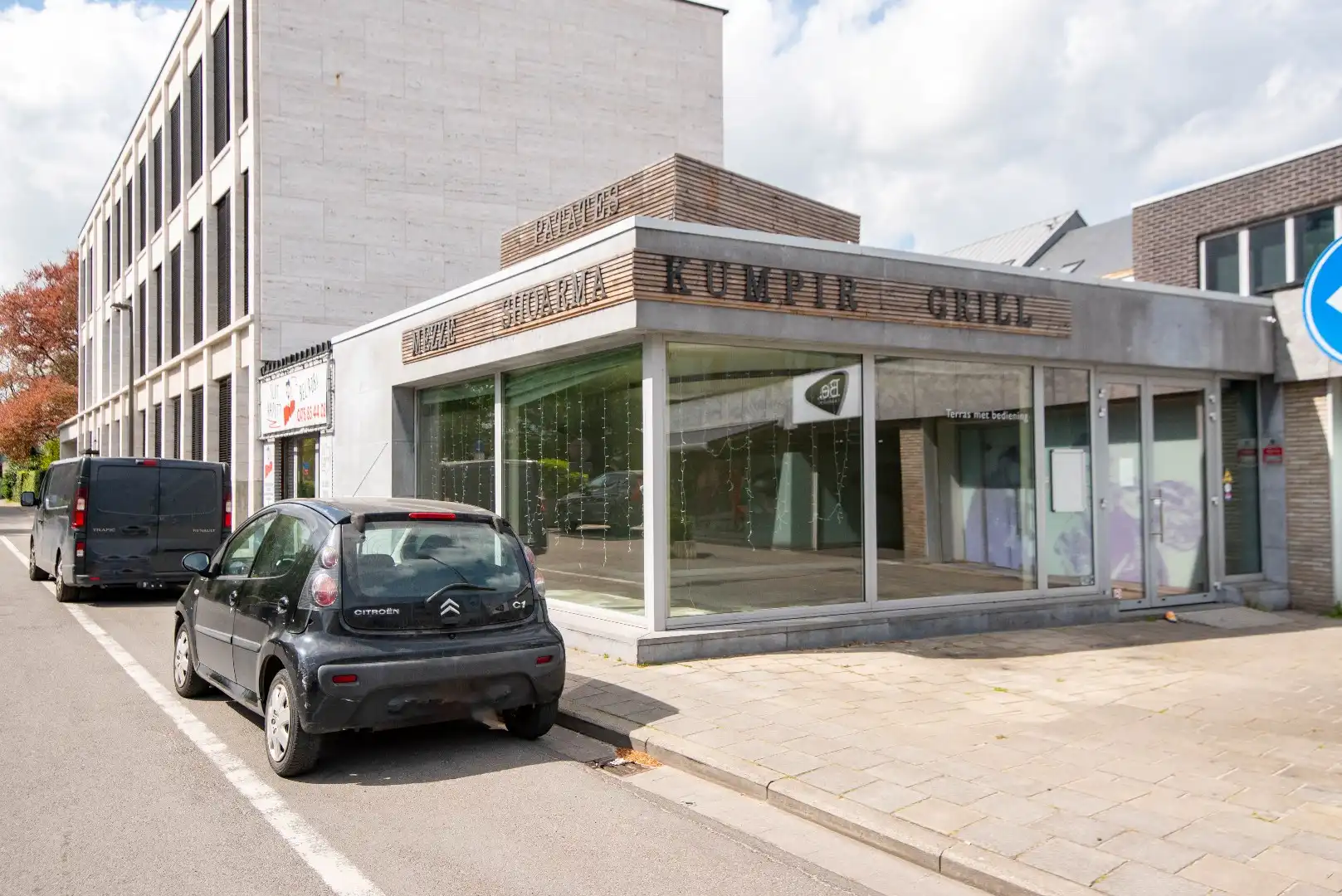 Commerciële ruimte te koop Jules Moretuslei 380 - - 2610 Antwerpen