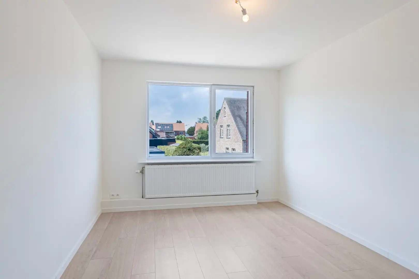 Woning met 5 slaapkamers, rustig gelegen in het centrum van OLV Olen ! foto 19