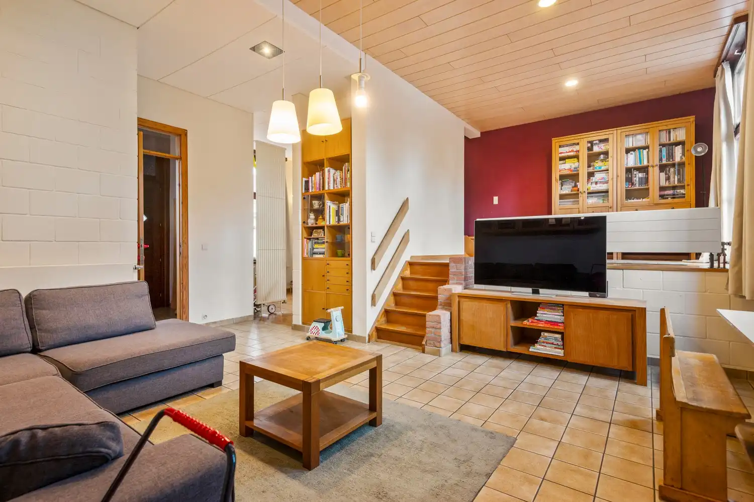 Super gezellige woning met prachtige ruime tuin en 3 slaapkamers te Hoevenen! foto 7
