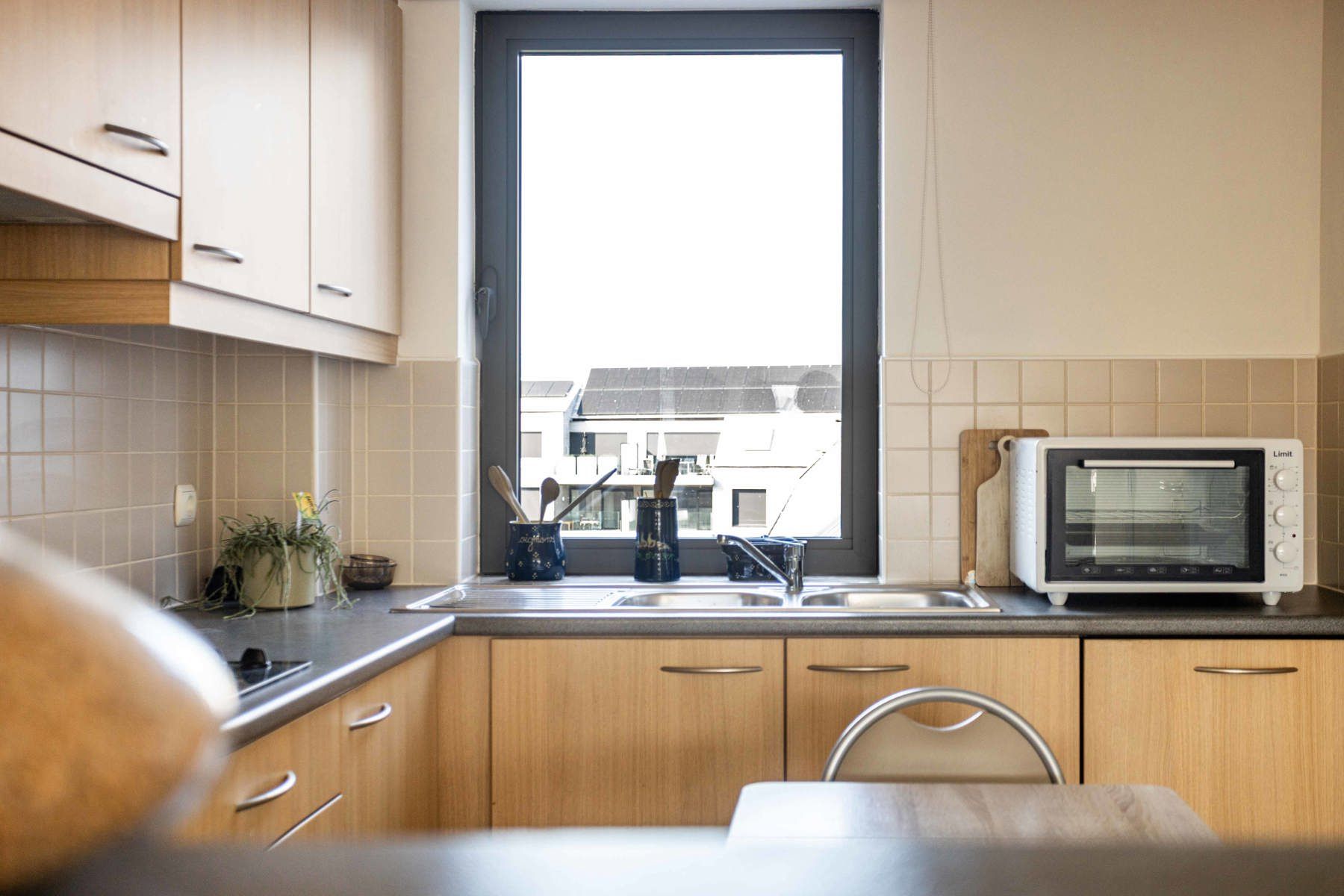 Appartement met ruim terras en autostaanplaats op toplocatie foto 9