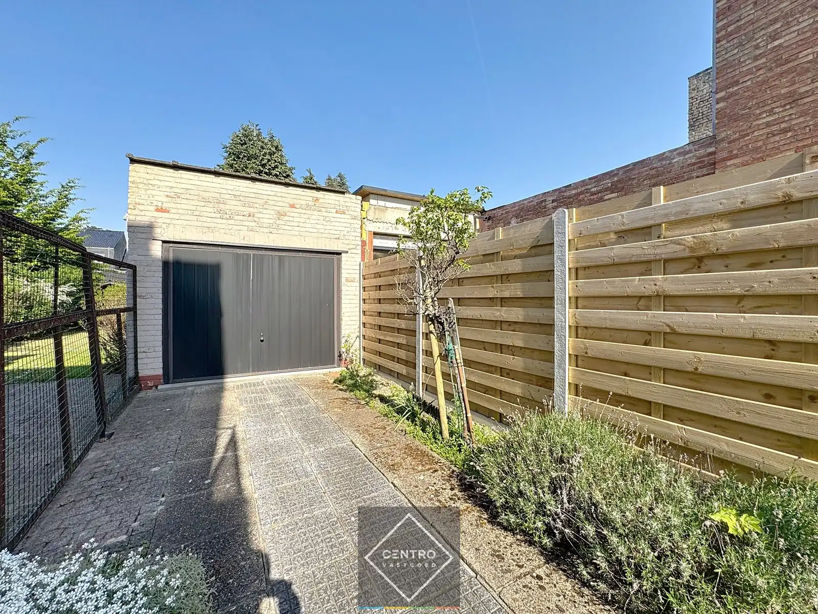 UITERST interessant gelegen woning te Sint-Andries! foto 18