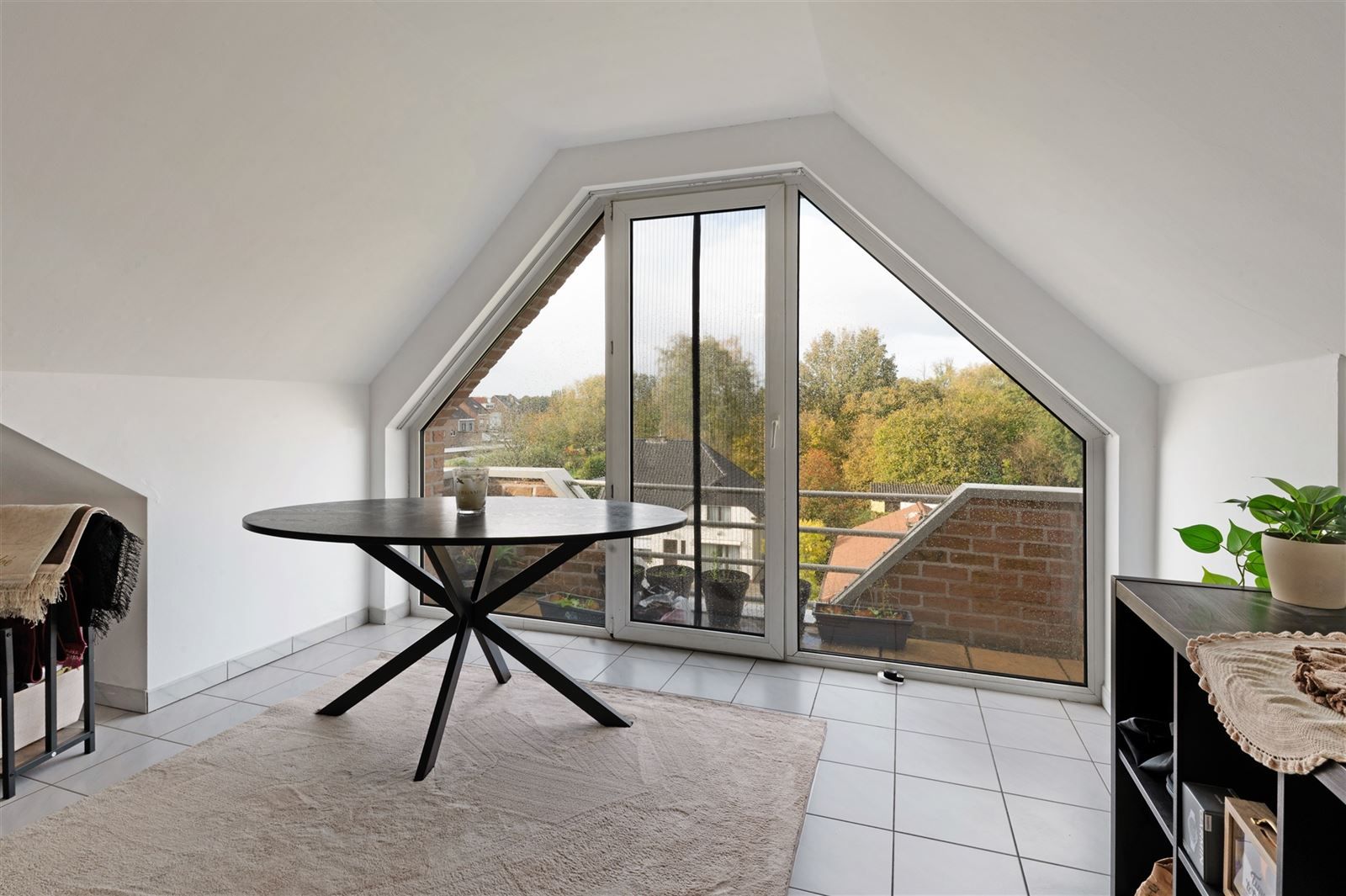 Lichtijke penthouse met terras en garagebox foto 5