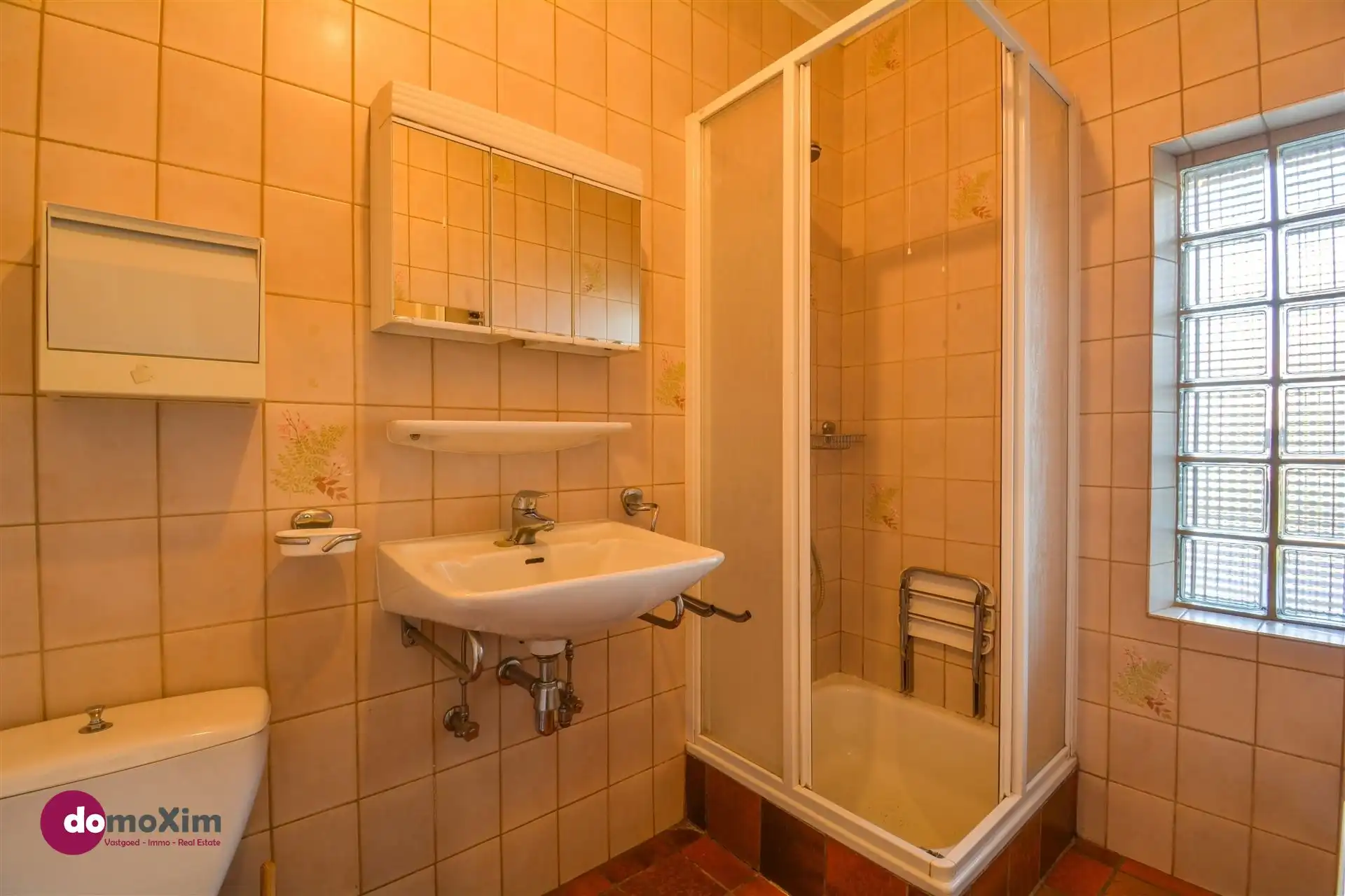 Ruime, karaktervolle stadswoning met twee garageboxen en tuin in Mechelen foto 14