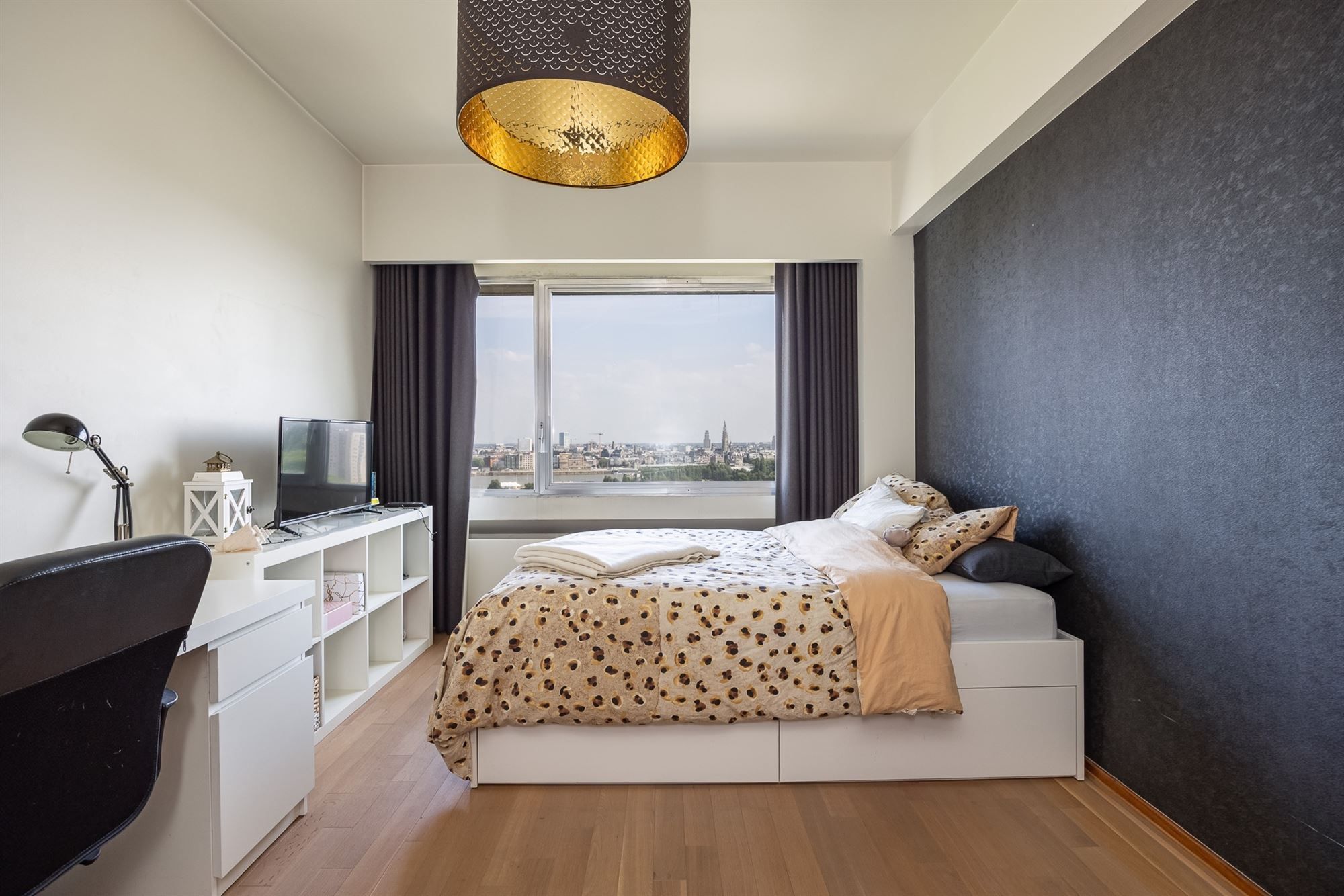 Appartement in 'de Riverside Tower' met prachtig uitzicht foto 9