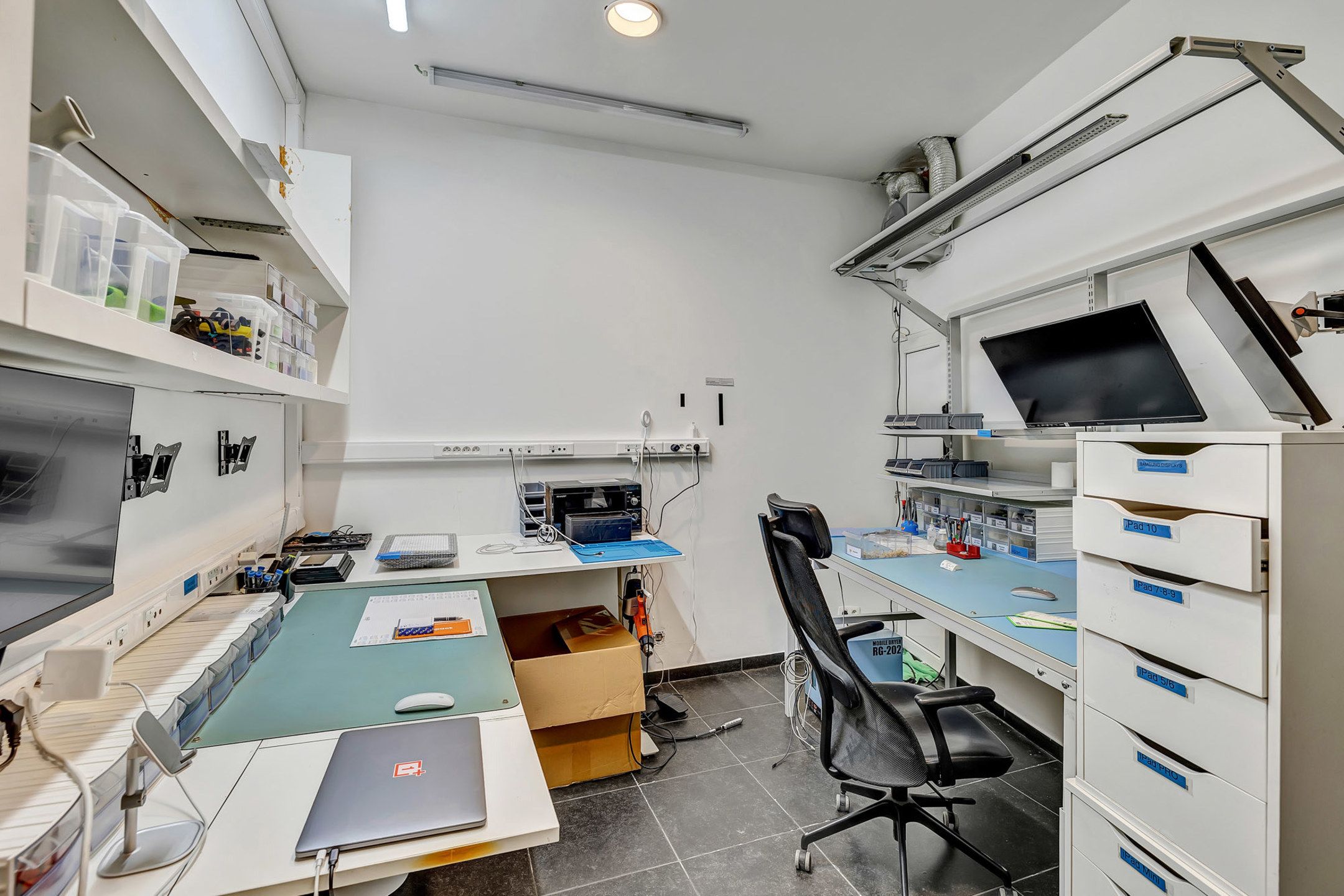 Instapklare handelsruimte in Aalst foto 9