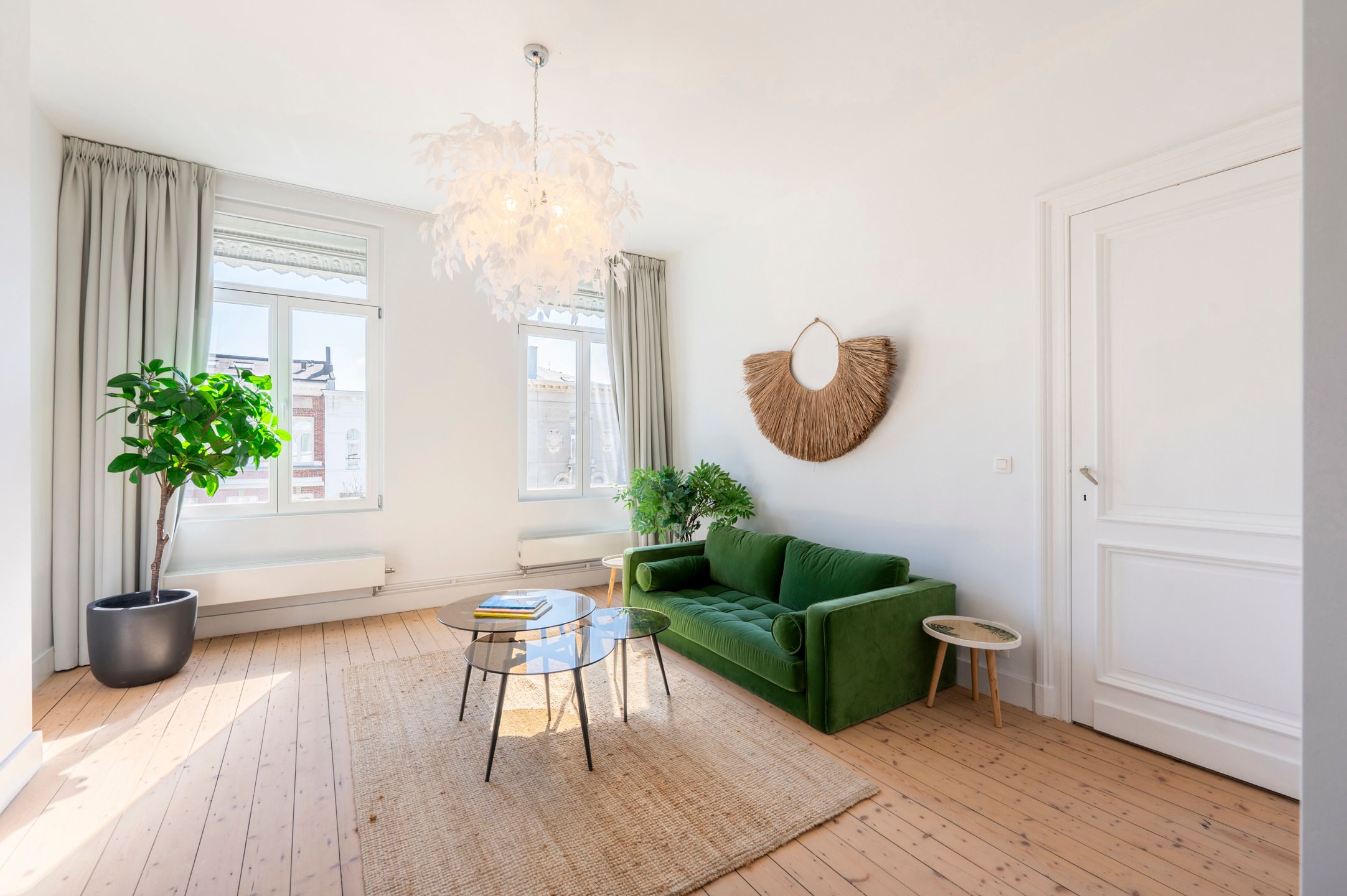 Indrukwekkend herenhuis op een toplocatie te Antwerpen Zuid. foto 25