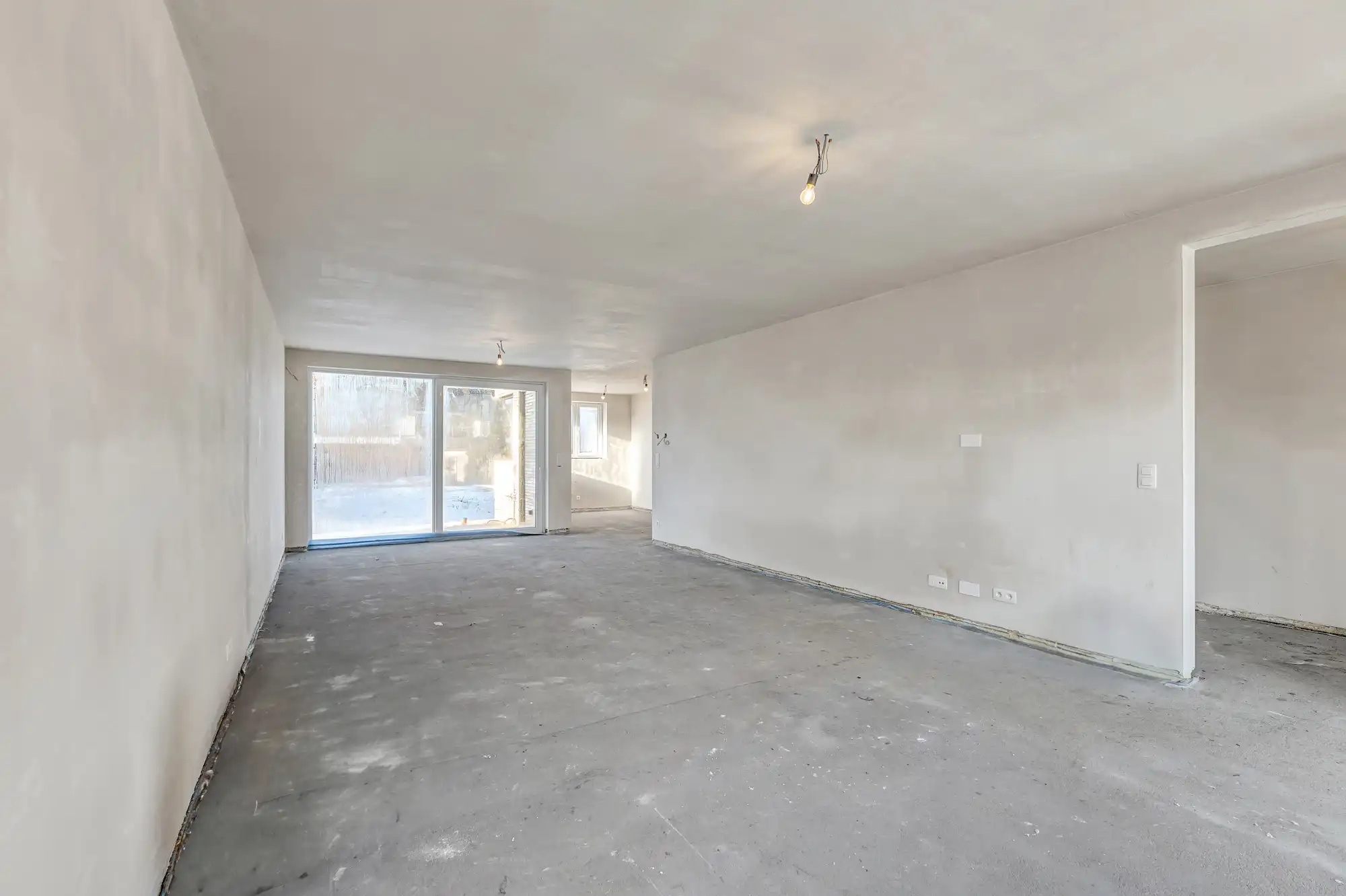 Volledig afgewerkte nieuwbouw (prijs incl. kosten: €471.731) foto 3