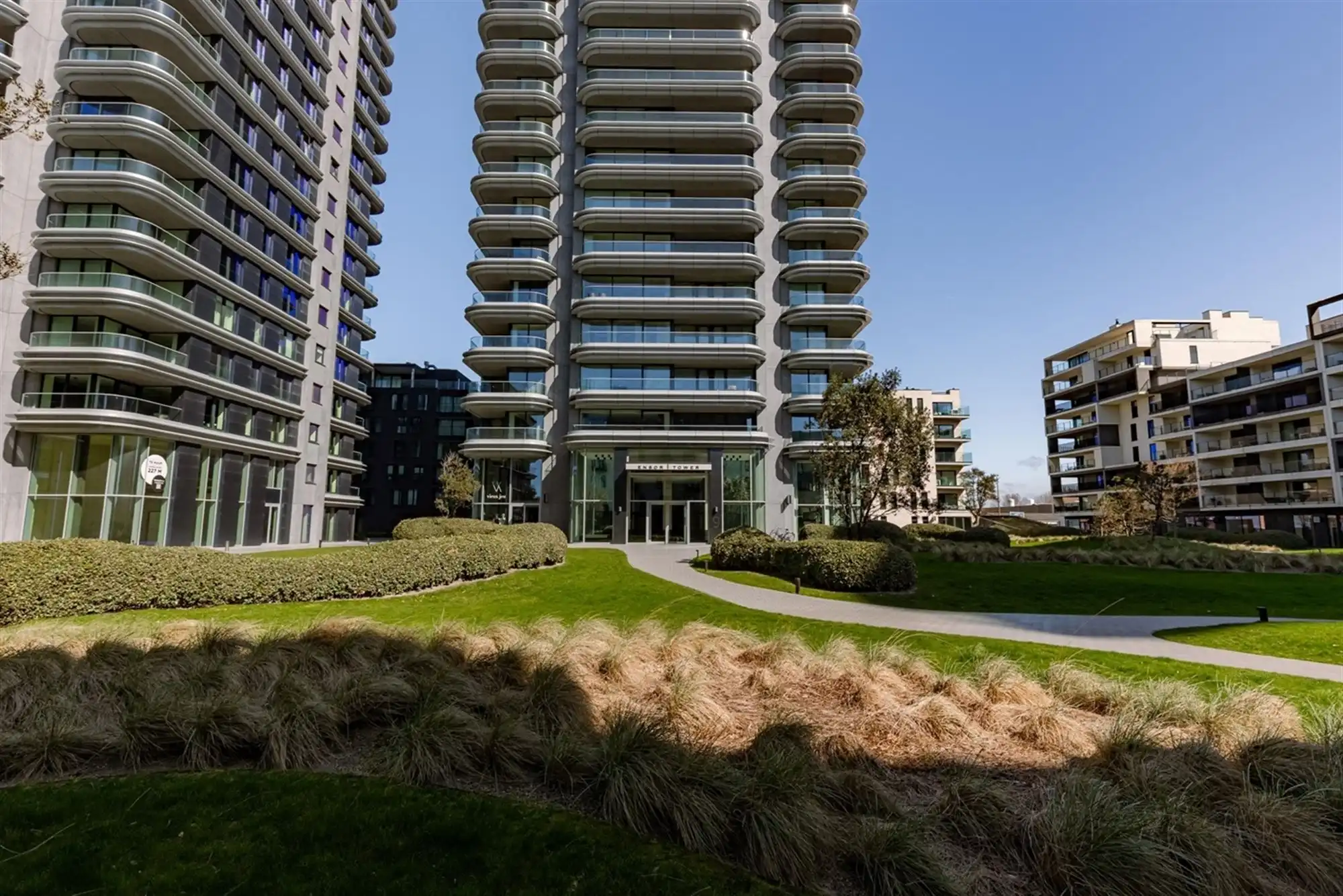 Luxueus appartement op de 22ste verdieping – Ensor Tower 1 foto {{pictureIndex}}