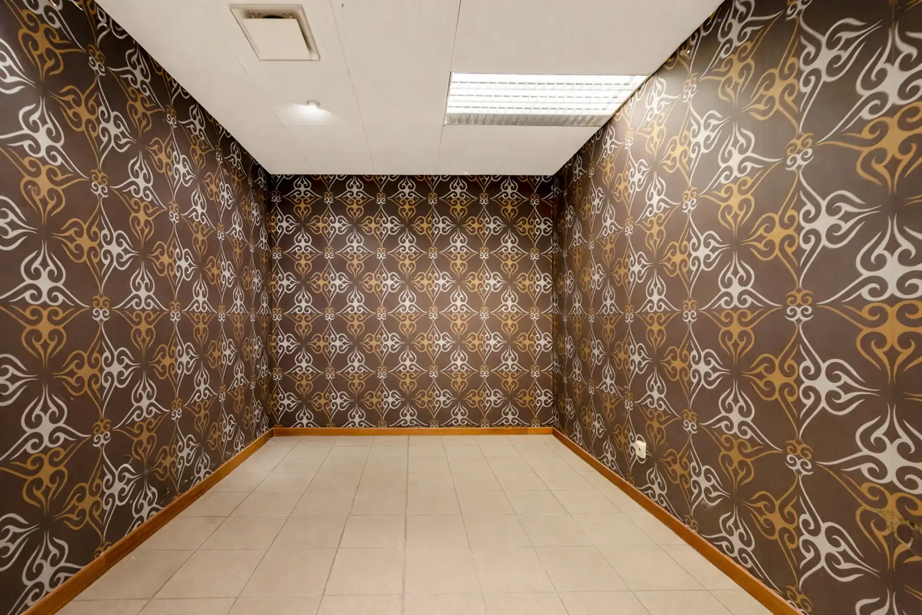 Opbrengsteigendom met 2 appartementen en handelsruimte foto 7
