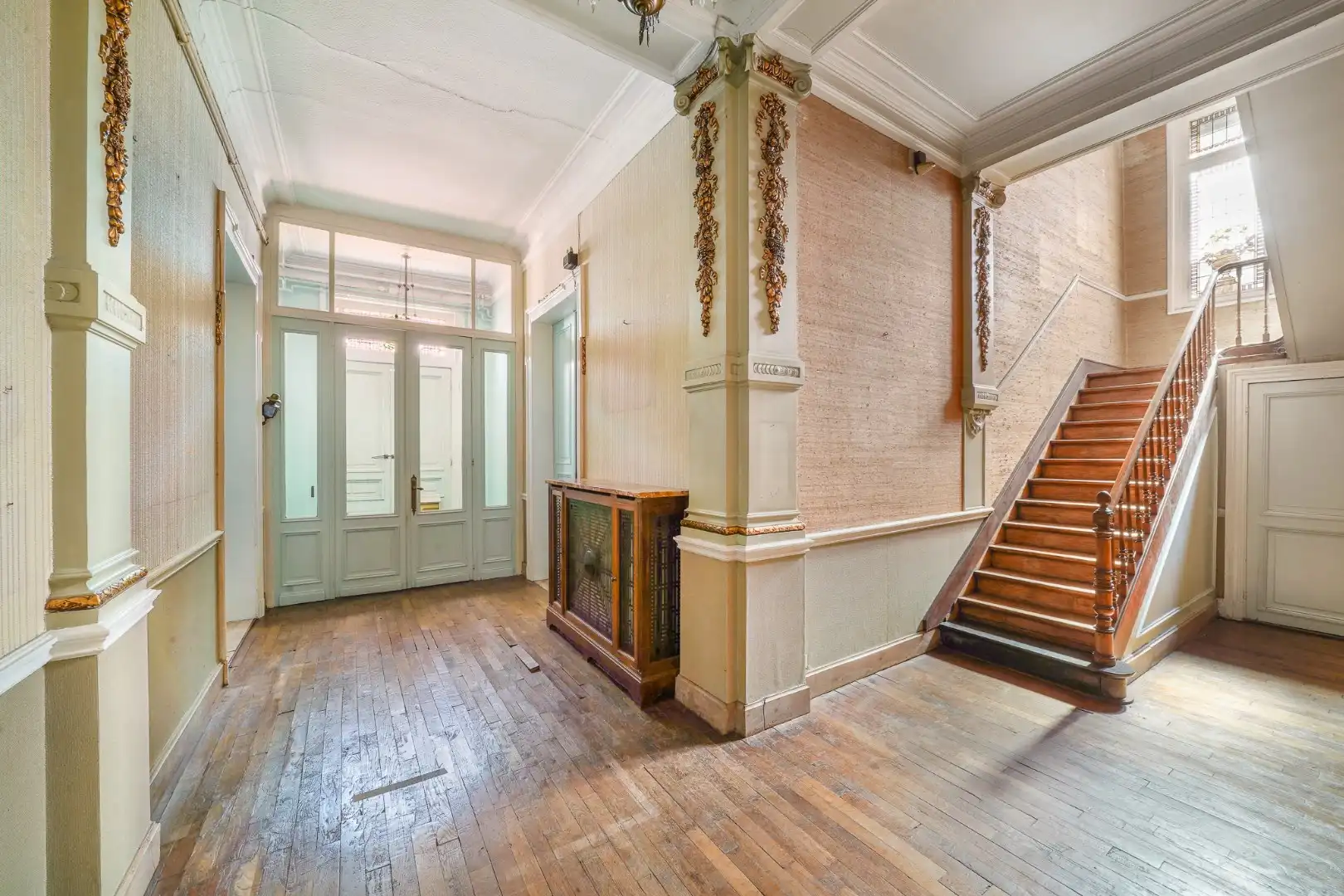 Uniek herenhuis in het centrum van Oudenburg foto 15