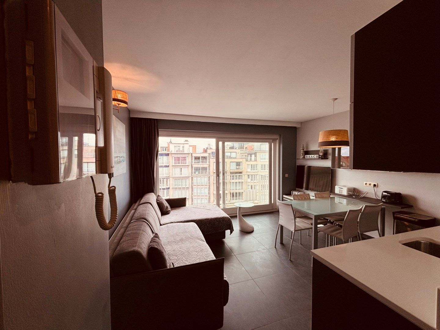 FUNCTIONEEL APPARTEMENT MET LATERAAL ZEEZICHT  foto 4