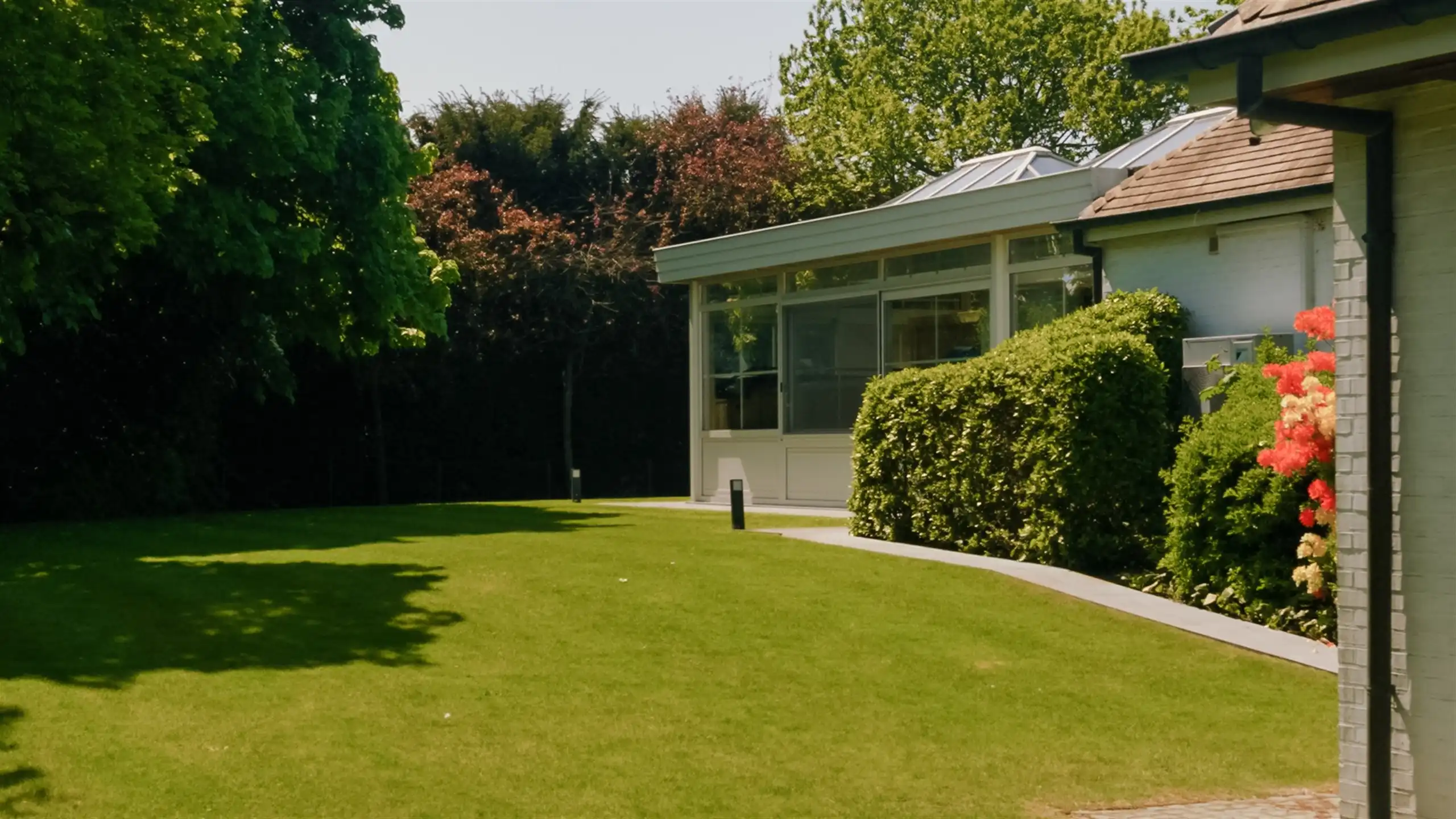 Indrukwekkend Vastgoed op 3.667 m² met dubbele garage foto 13