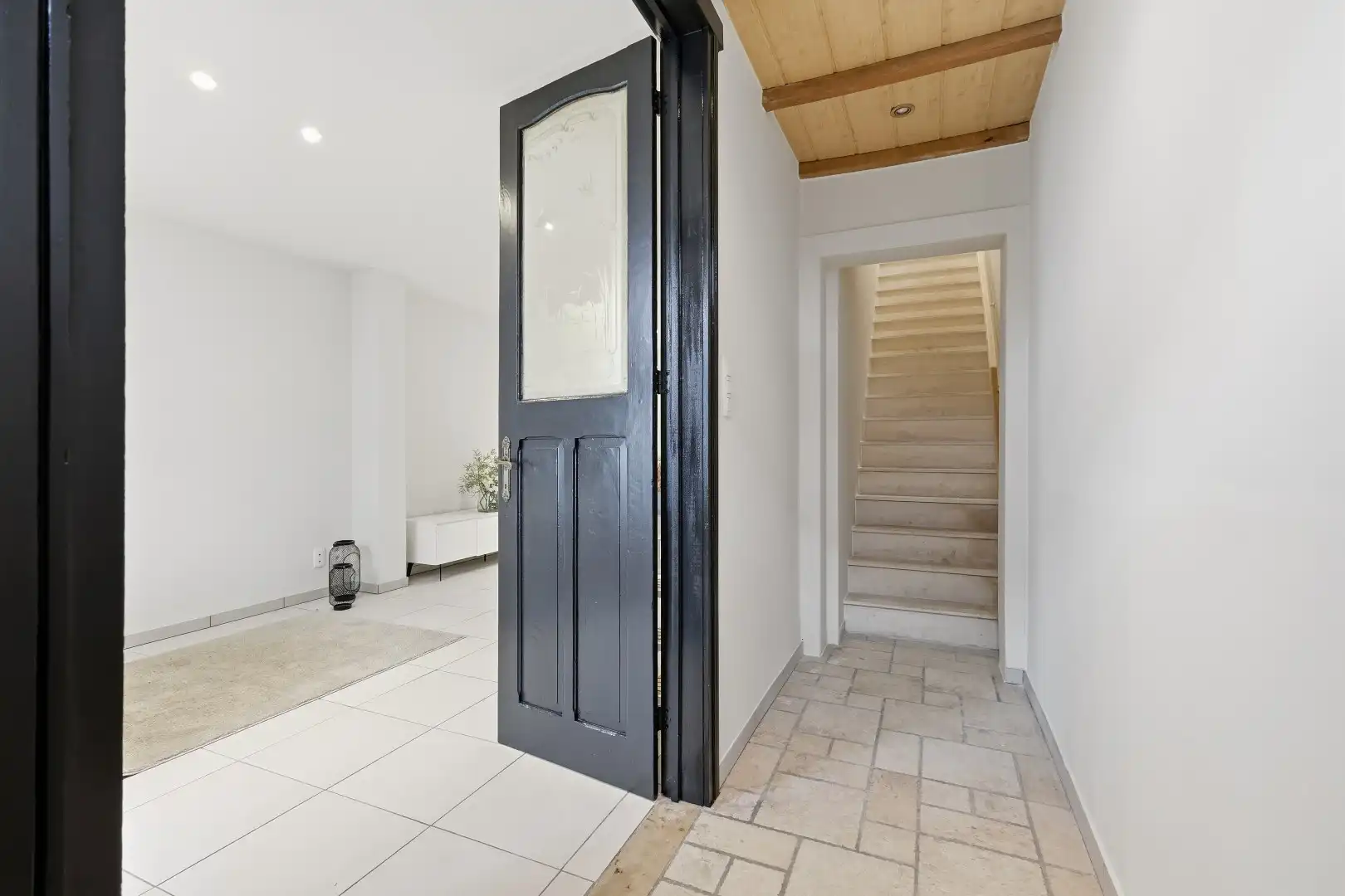 Luxueus gerenoveerde gezinswoning met uitweg, EPC B en 3 slaapkamers foto 6