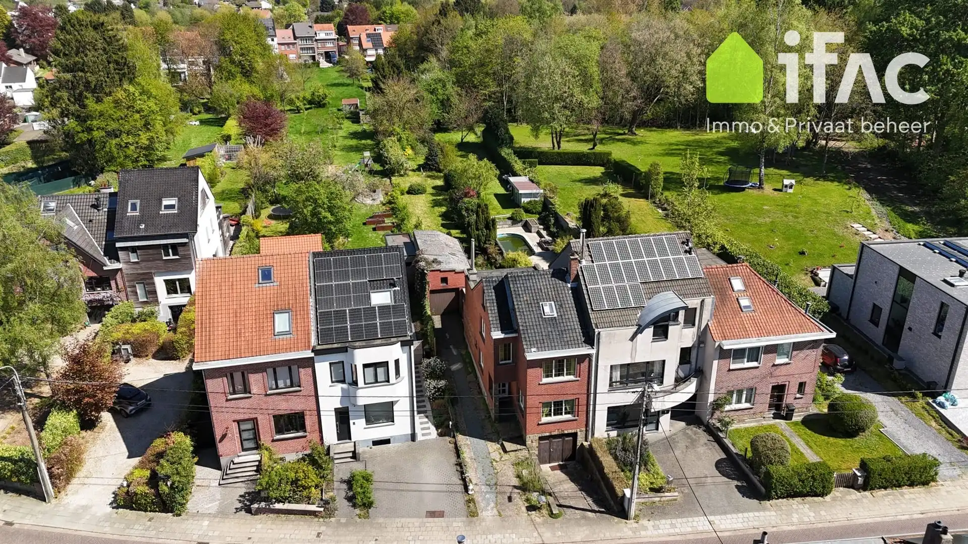 Uitstekend gelegen halfopen bebouwing met 3 slaapkamers foto 26