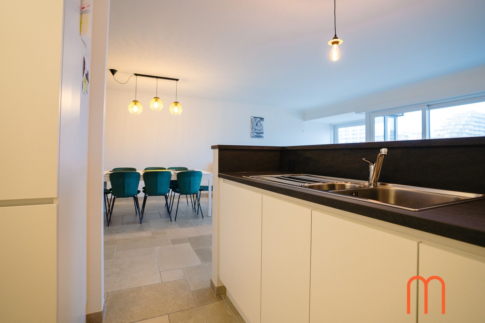 Prachtig gerenoveerd appartement met 2 slaapkamers te huur in Oostende foto 8