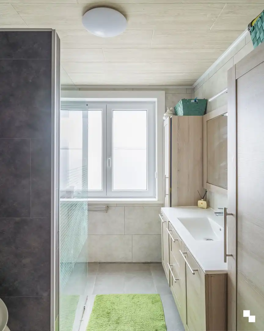 Op te frissen woning te koop aan het station van Melle foto 8