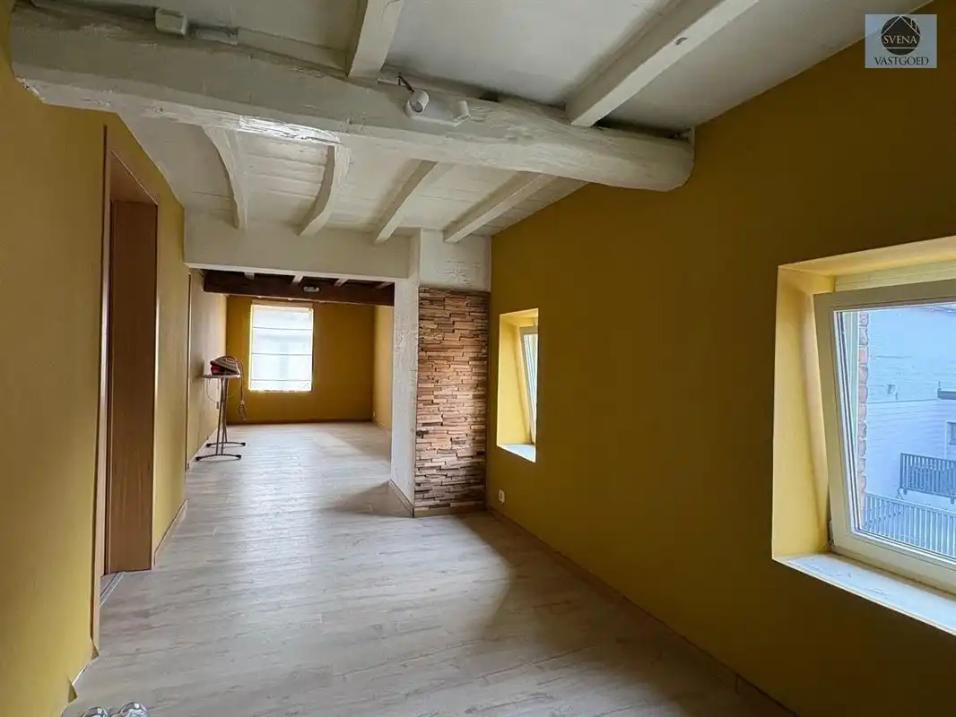 VERDER AF TE WERKEN WONING MET VEEL MOGELIJKHEDEN foto 6