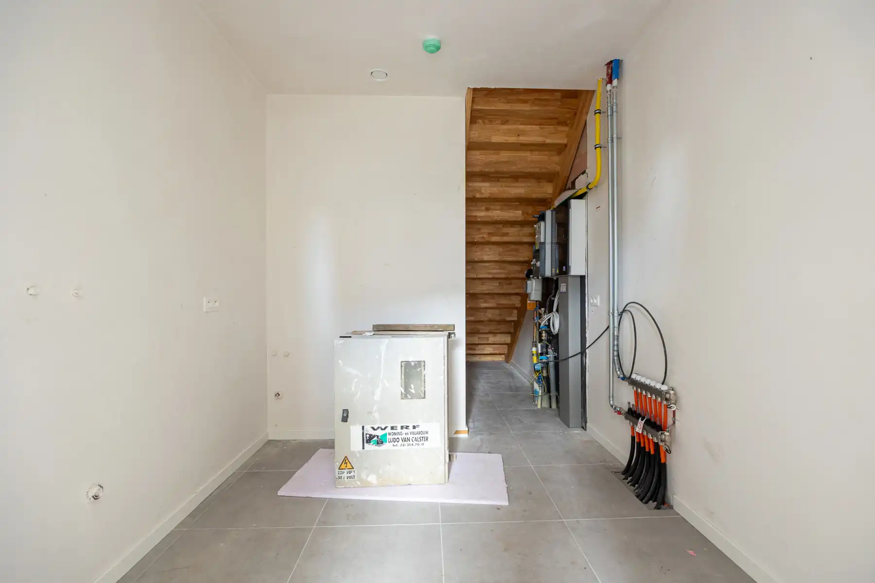 Ruime gezinswoning (ca 245 m²) met 3 slaapkamers op perceel van ca. 330 m². foto 7