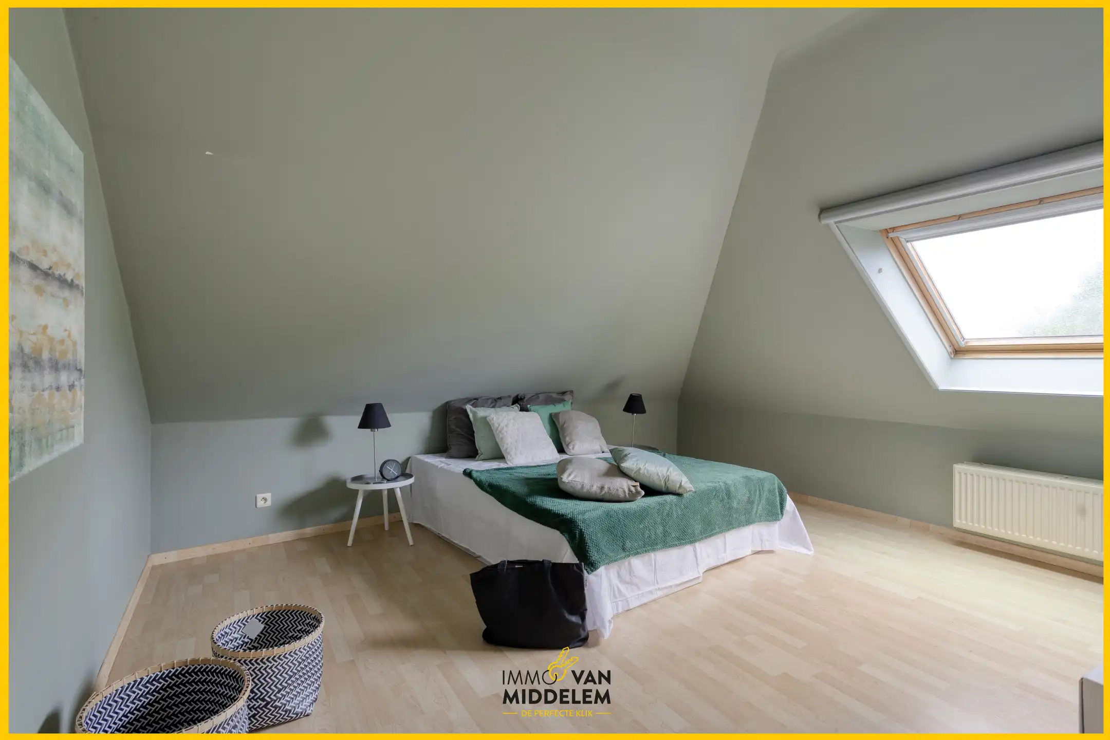 INSTAPKLAAR DUPLEX APPARTEMENT IN HET CENTRUM VAN TERNAT foto 16