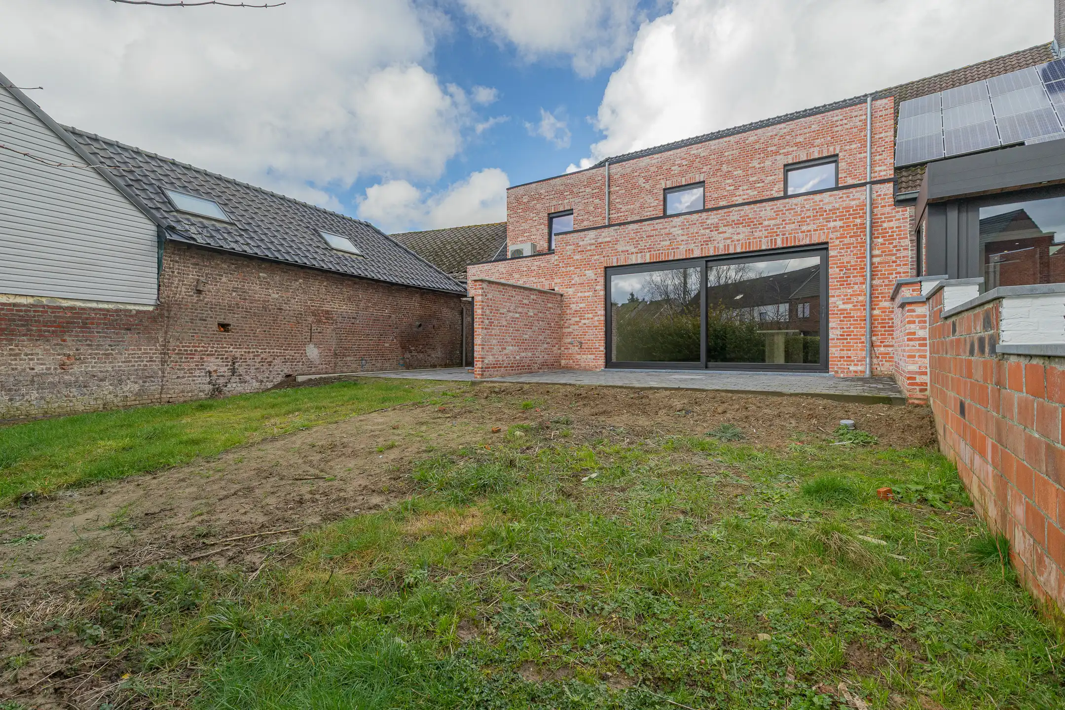 LEDE - Mooie pastorijwoning in centrum - 6% BTW mogelijk! foto 2