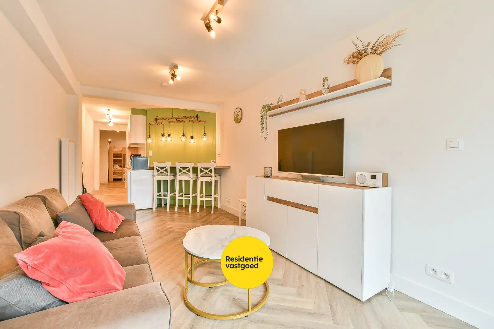 Volledig vernieuwd appartement te koop - achterkant zeedijk Wenduine! foto 4