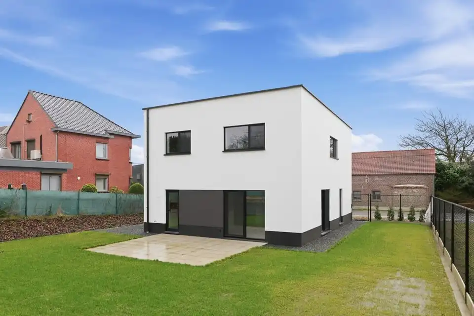 KNAPPE NIEUWBOUWWONING IN MODERNE STIJL foto 36