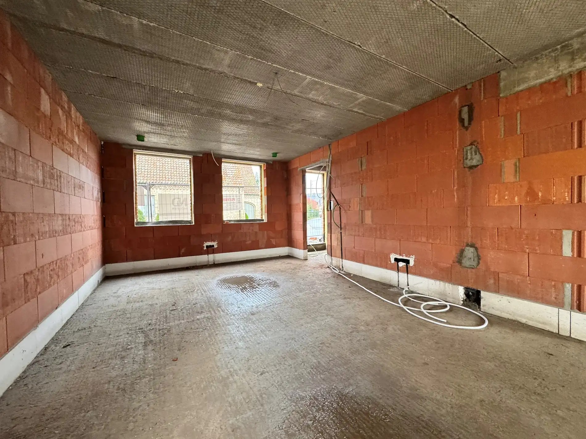 Alleenstaande nieuwbouwwoning met 4 slaapkamers en tuin te Koekelare  foto 8