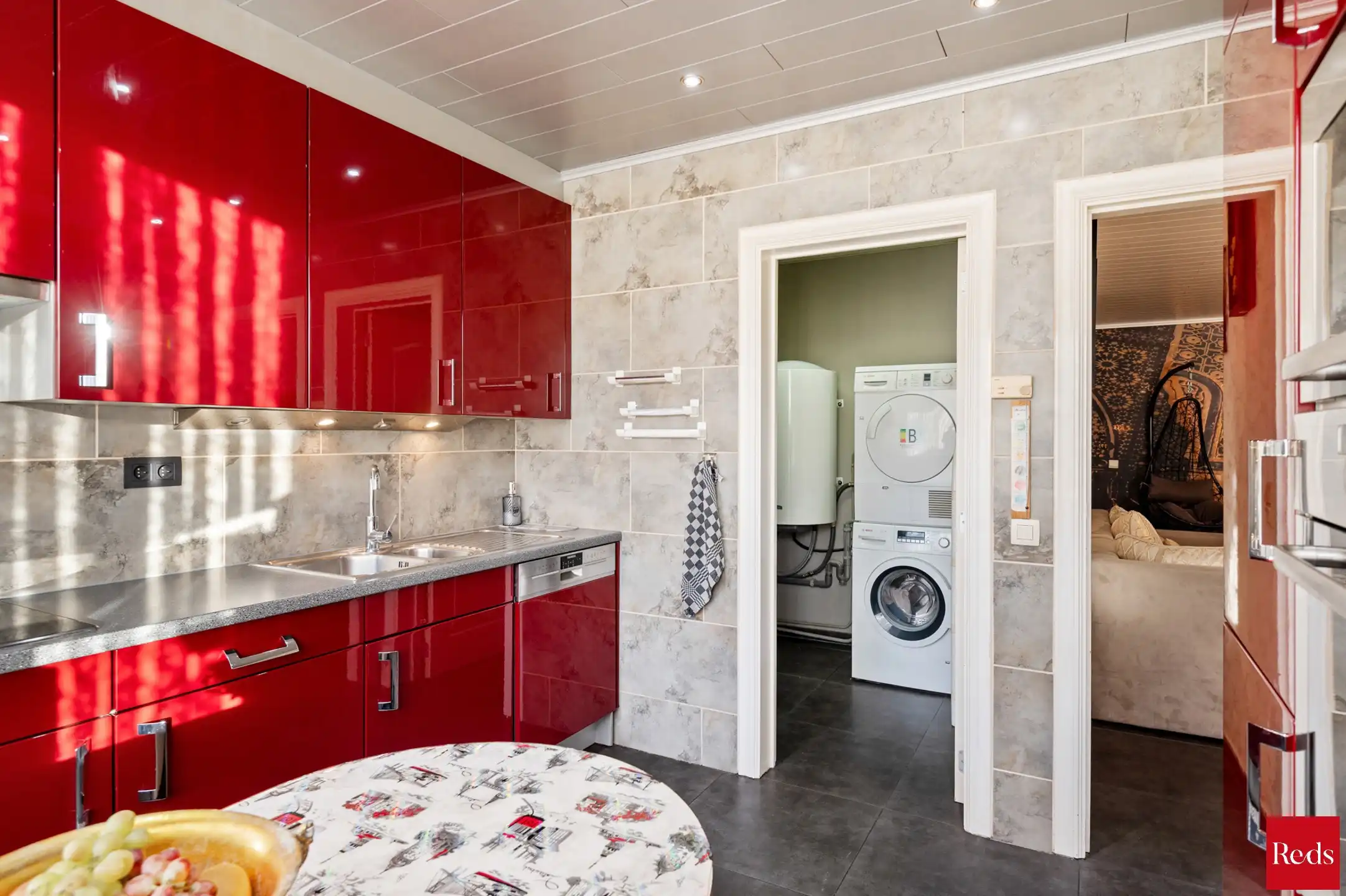 Ruim en verzorgd gelijkvloers appartement met 3 slaapkamers foto 7