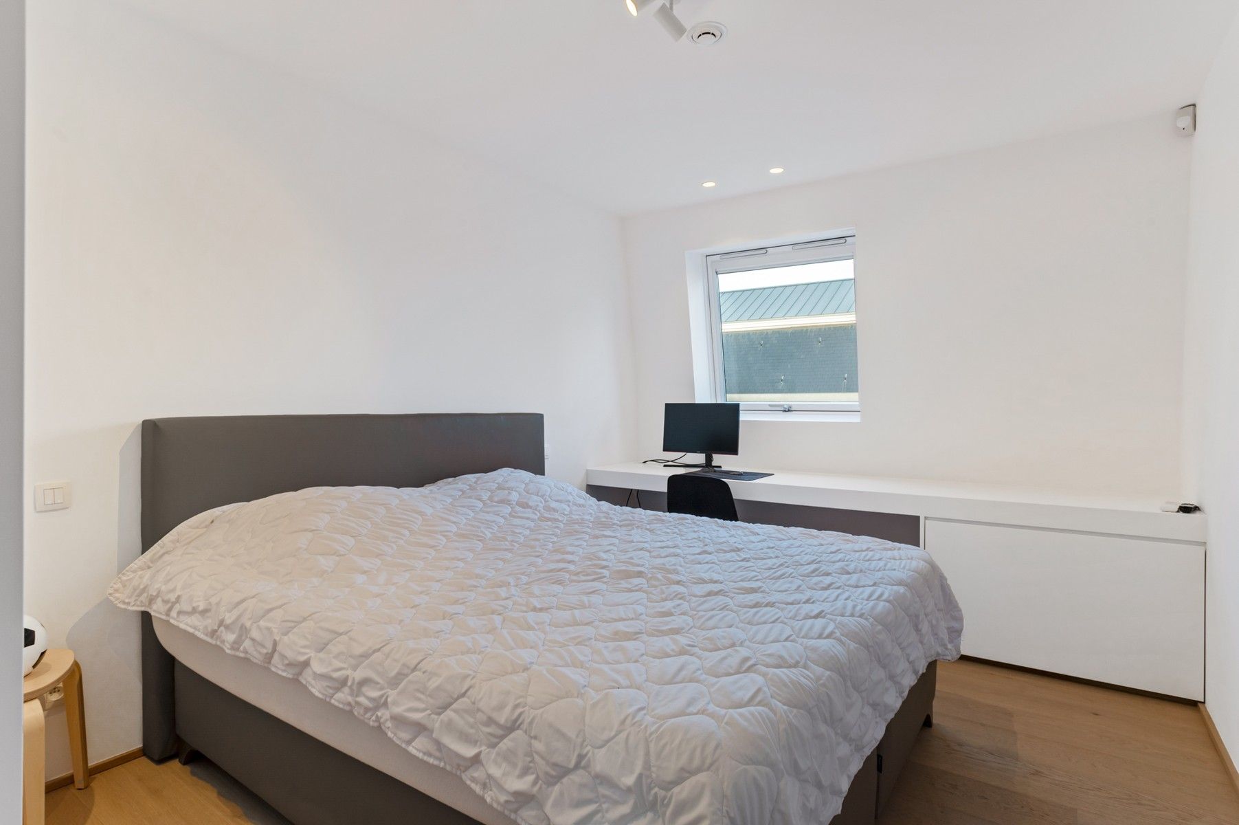 Luxueus wonen op toplocatie met garage foto 23