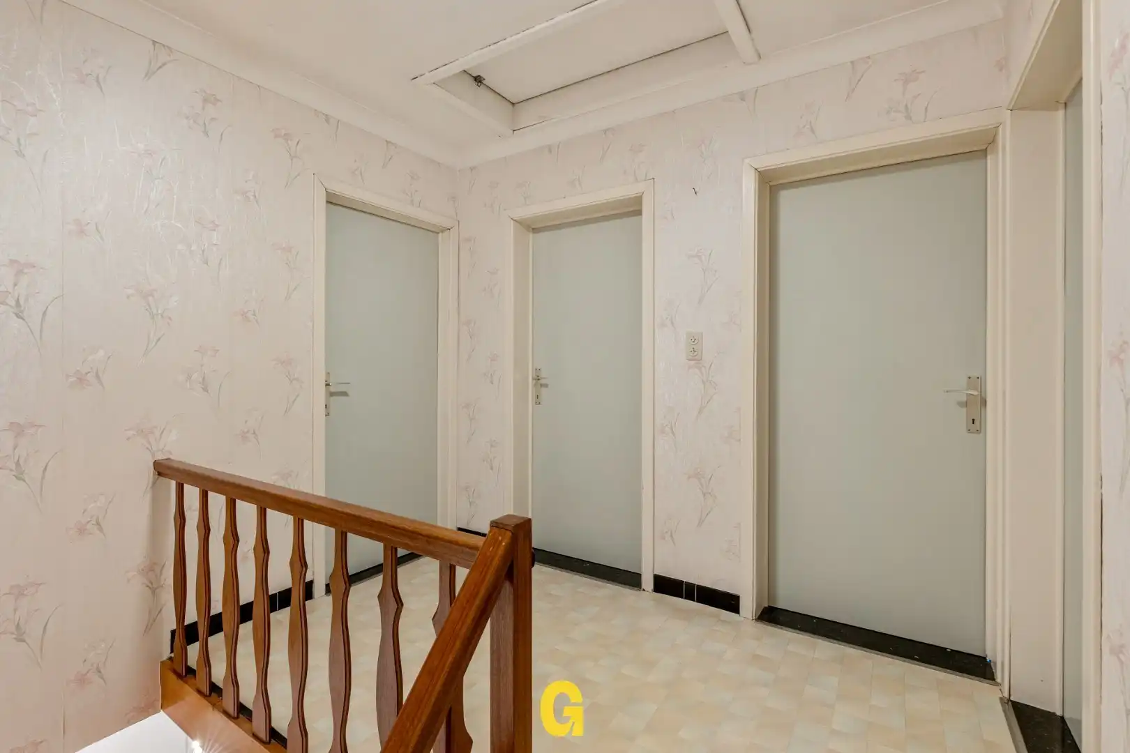 *** IN OPTIE *** Te renoveren halfvrijstaande woning met 3 slaapkamers en bijzonder ruime tuin op 14a 39ca foto 18