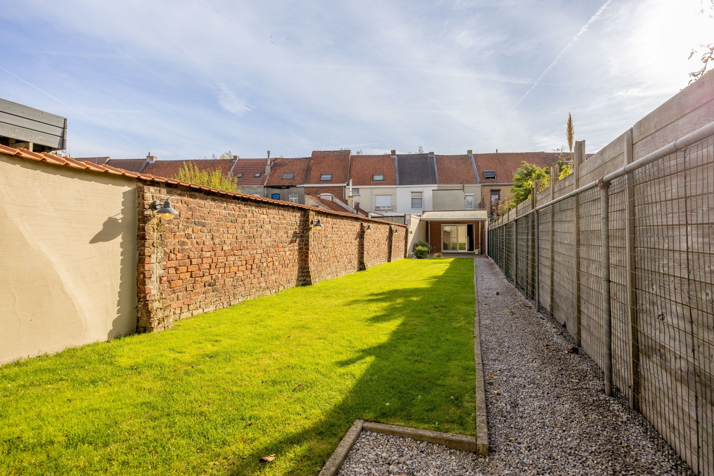 Verzorgde woning met tuin en garage foto 9