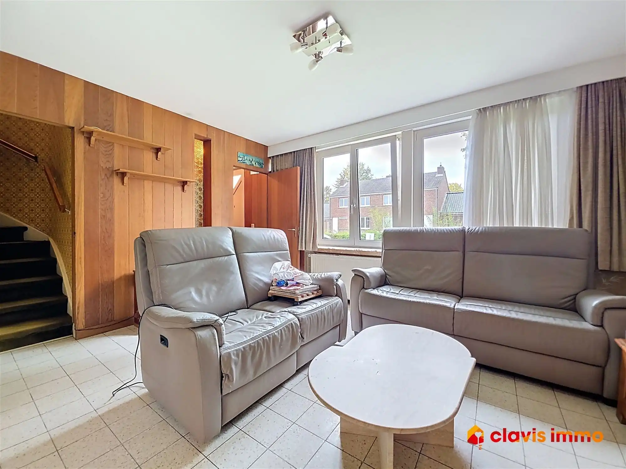 Halfopen-bebouwing in een rustige buurt foto 6